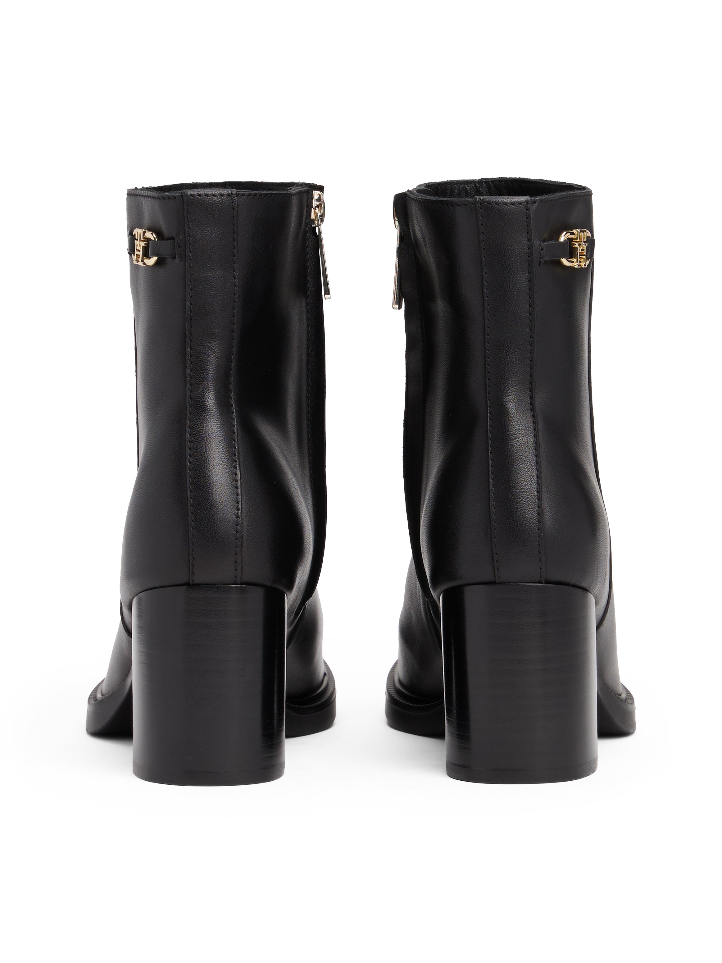 Tommy Hilfiger Stiefelette »STACKED HEEL LEATHER ANKLE BOOT«, Blockabsatz, Ankleboots, Businessschuh, goldfarbenes Schmuckelement
