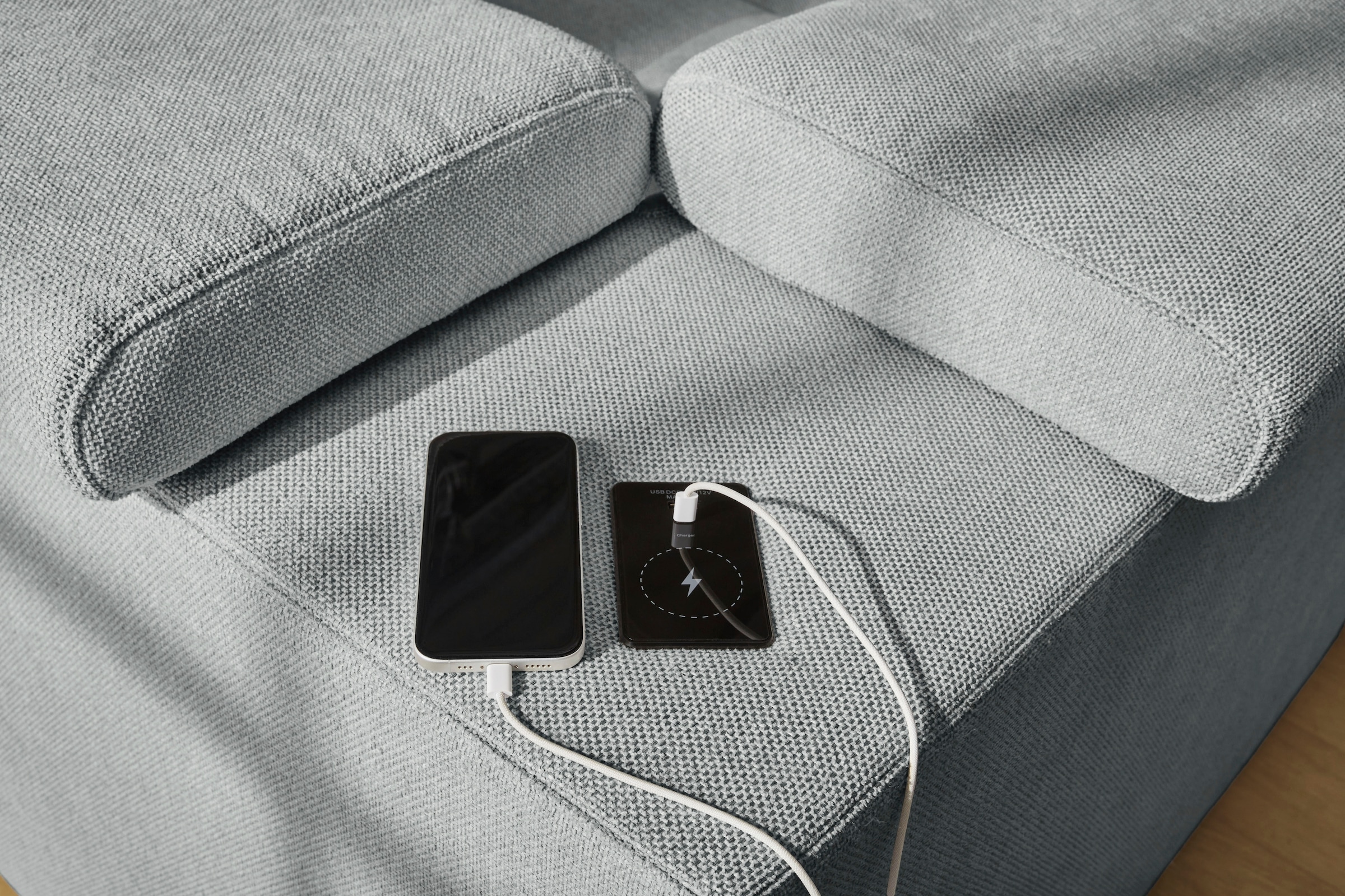 Jockenhöfer Gruppe Wohnlandschaft »Monza, L-Form, B: 292x292cm, 30 cm elektrischer Sitztiefenverstellung« 140kg Belastbarkeit je Sitz, verstellbare Kopfstützen & USB-Ladeports