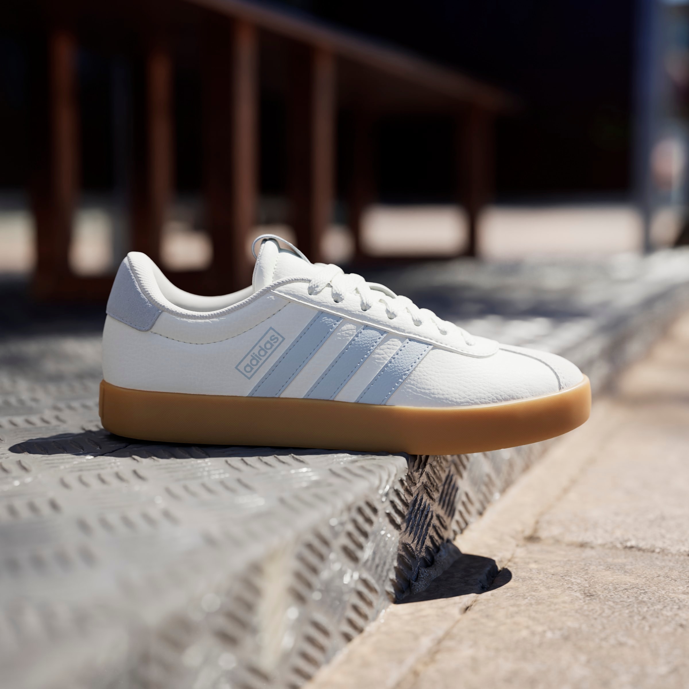 adidas Sportswear Sneaker »VL COURT 3.0«  inspiriert vom Design des adidas samba