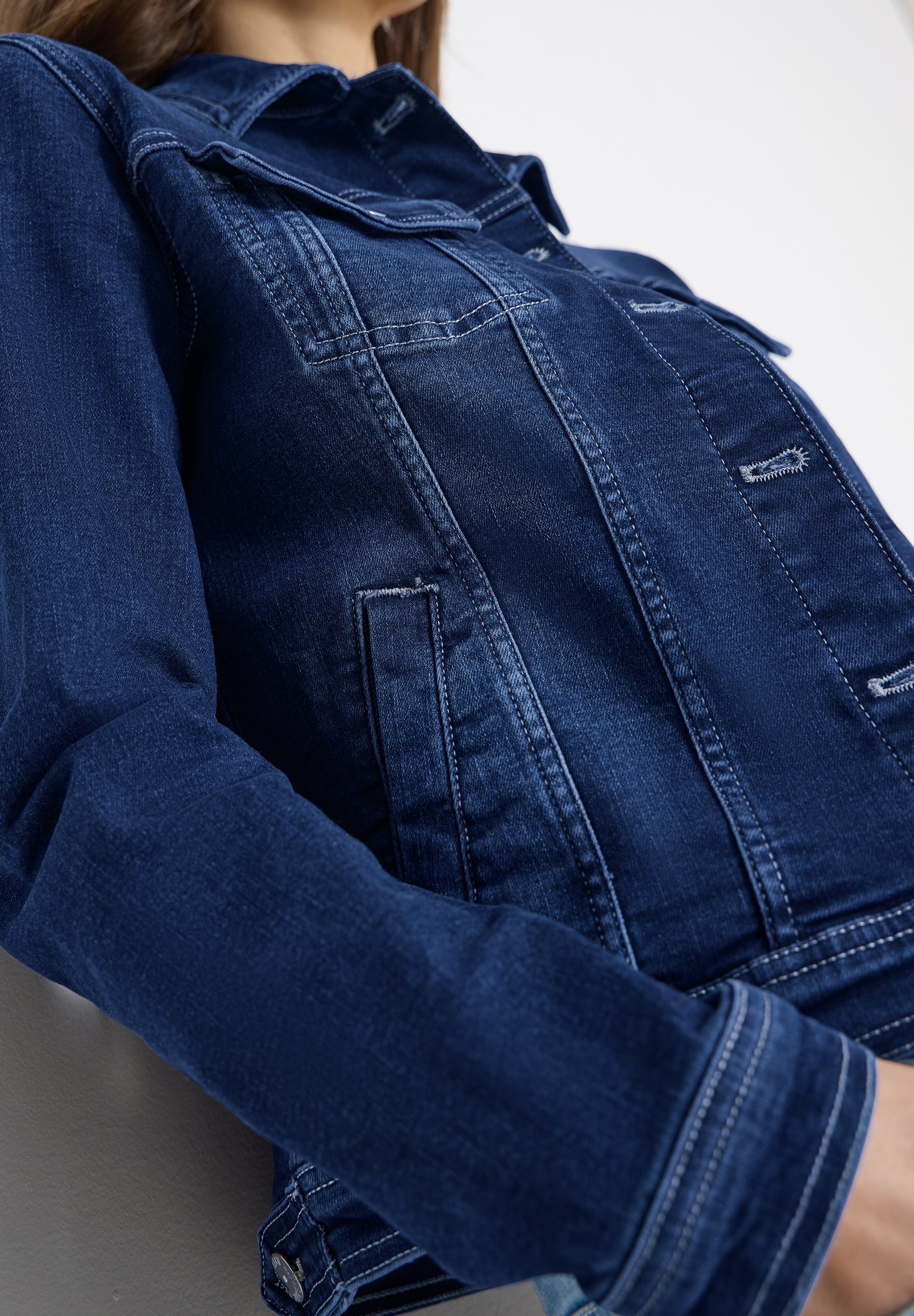 Cecil Jeansjacke ohne Kapuze mit Brusttaschen und Knöpfen