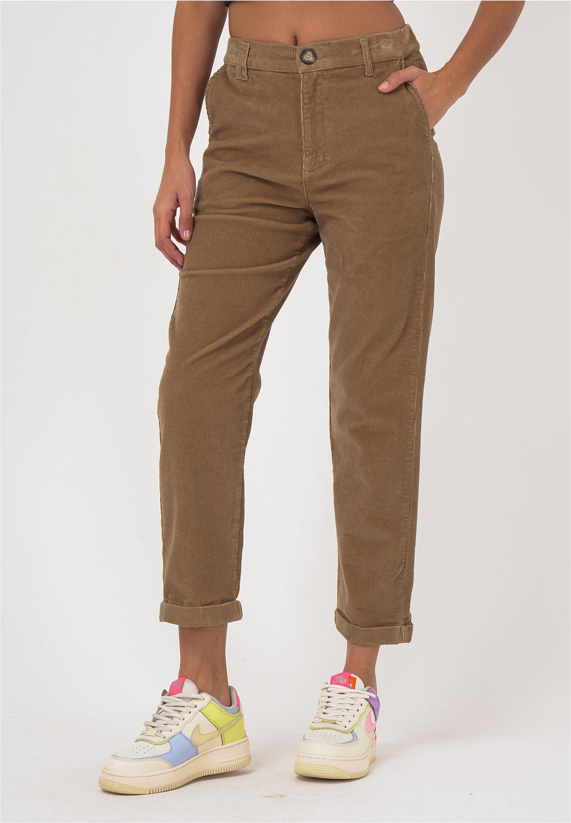 freshlions Cordhose »Eliana«, im klassischen Design