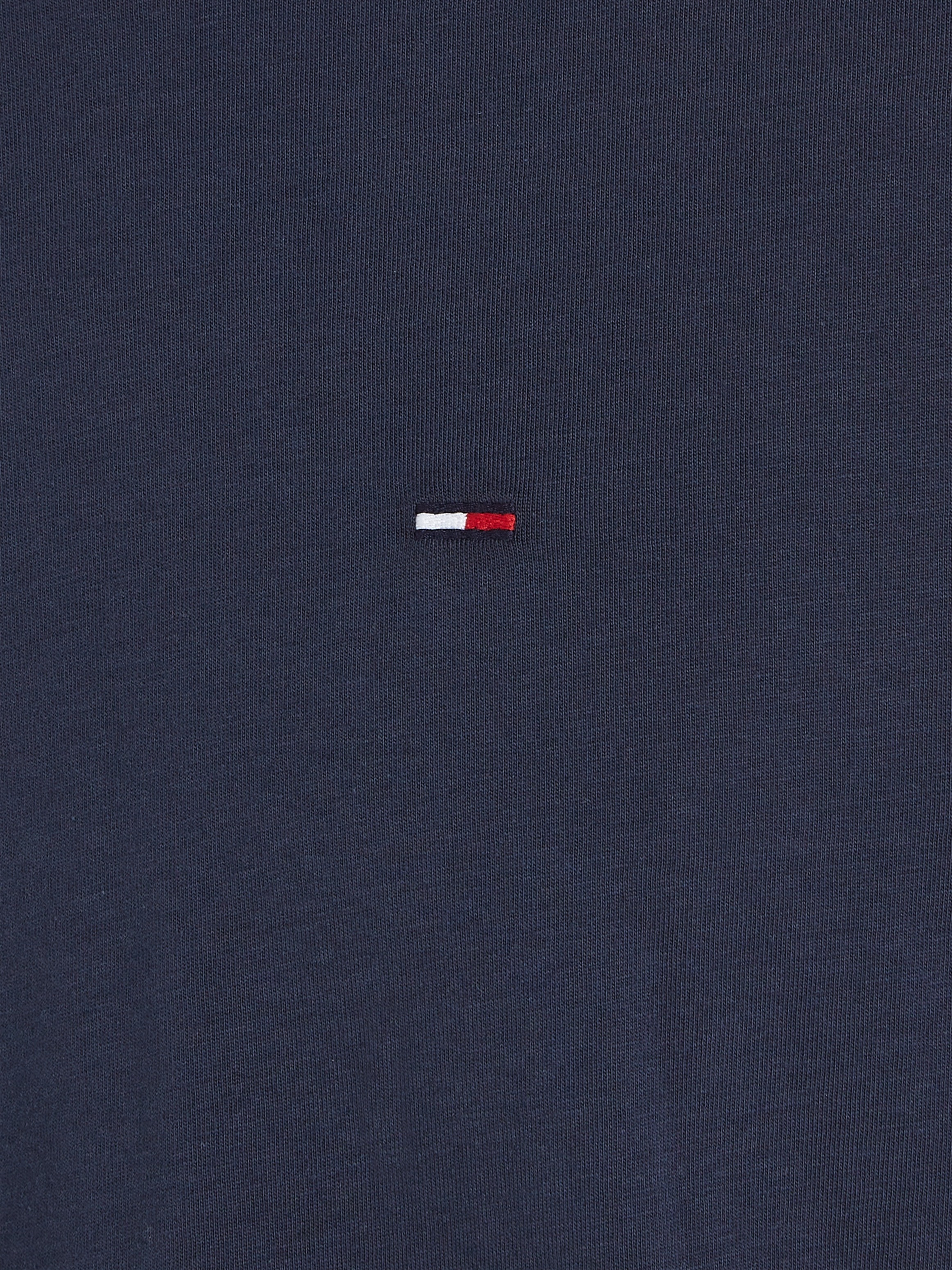 Tommy Jeans T-Shirt »TJM ESSENTIAL SOLID TEE«, mit Rundhalsausschnitt und dezenter Logo-Flag