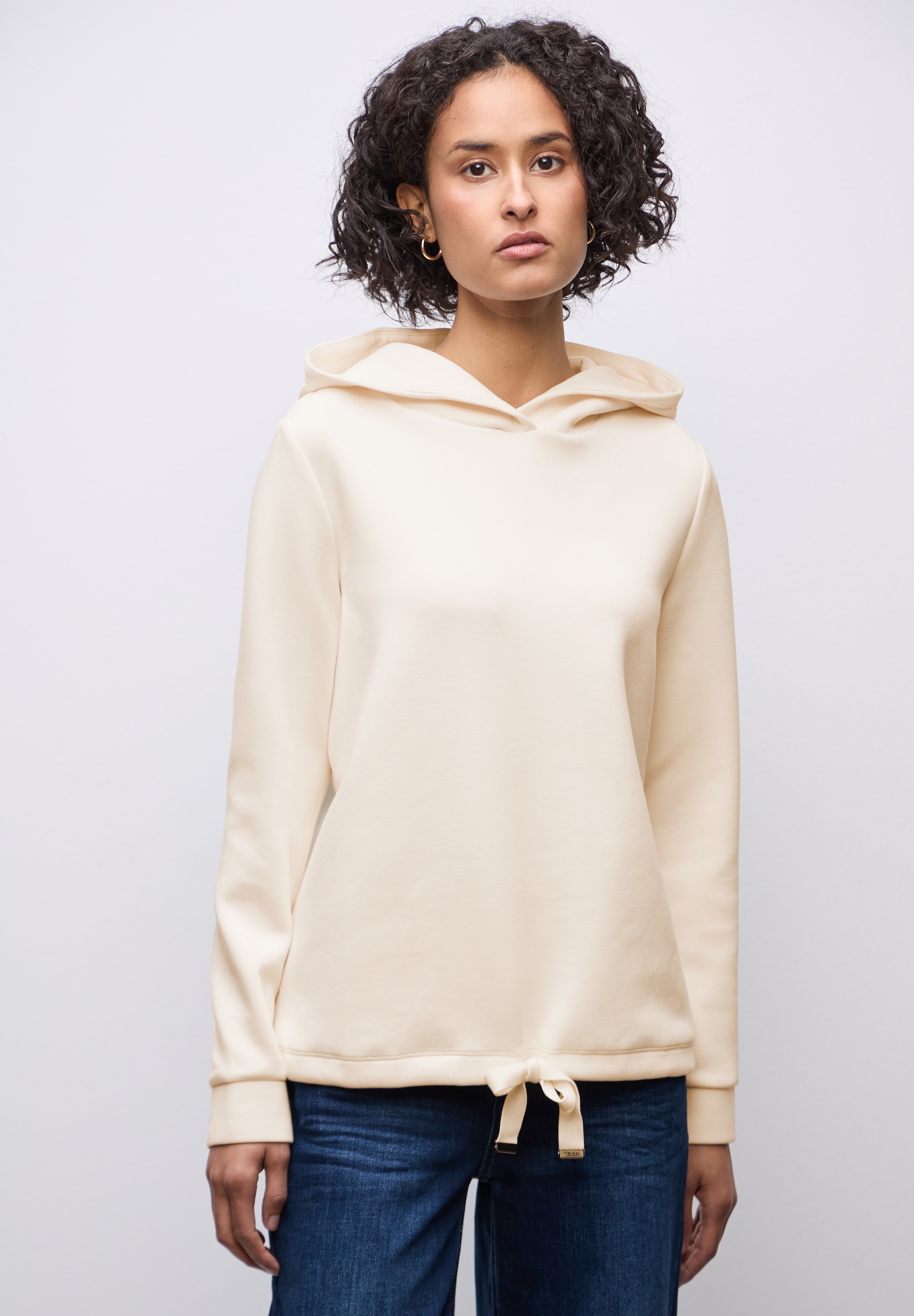 STREET ONE Hoodie , mit elastischem Materialmix
