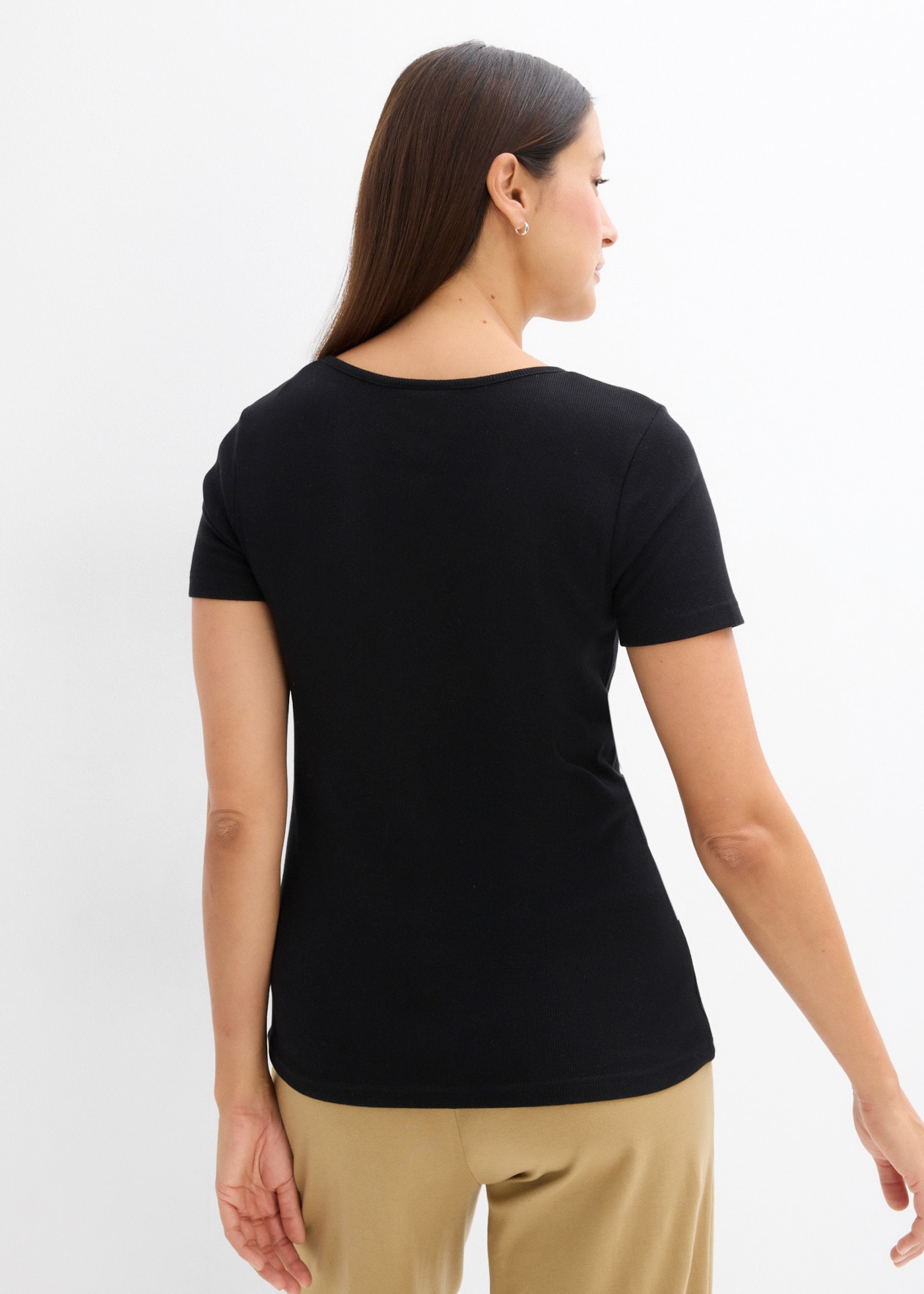 bonprix Henleyshirt aus Baumwolle mit Elasthan, schmale Passform, Kurzarm-Design