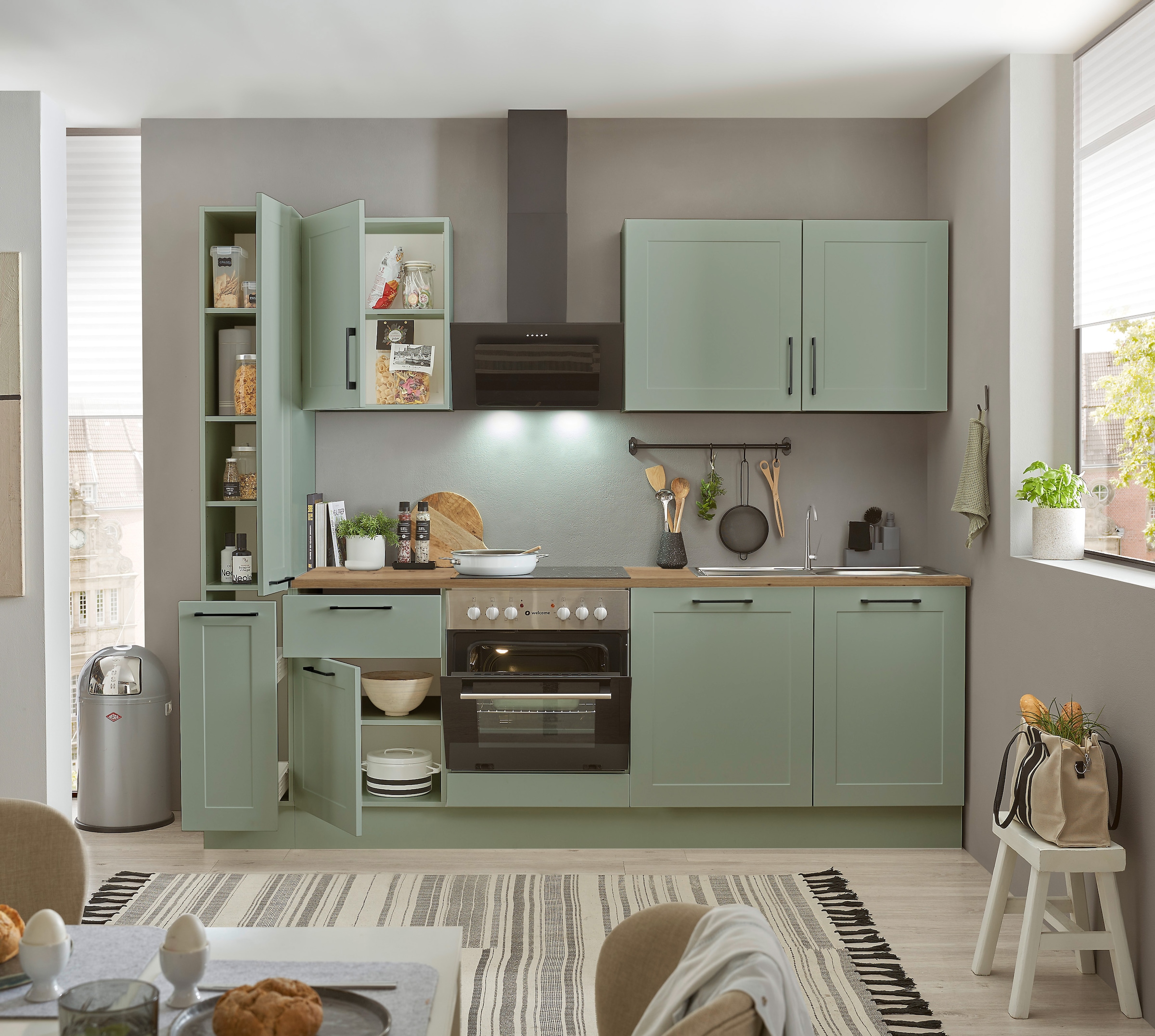 BASIC by Balculina Küchenzeile »Marsi«, Breite 250 cm, wahlweise mit E-Geräten, Soft-Close-Funktion