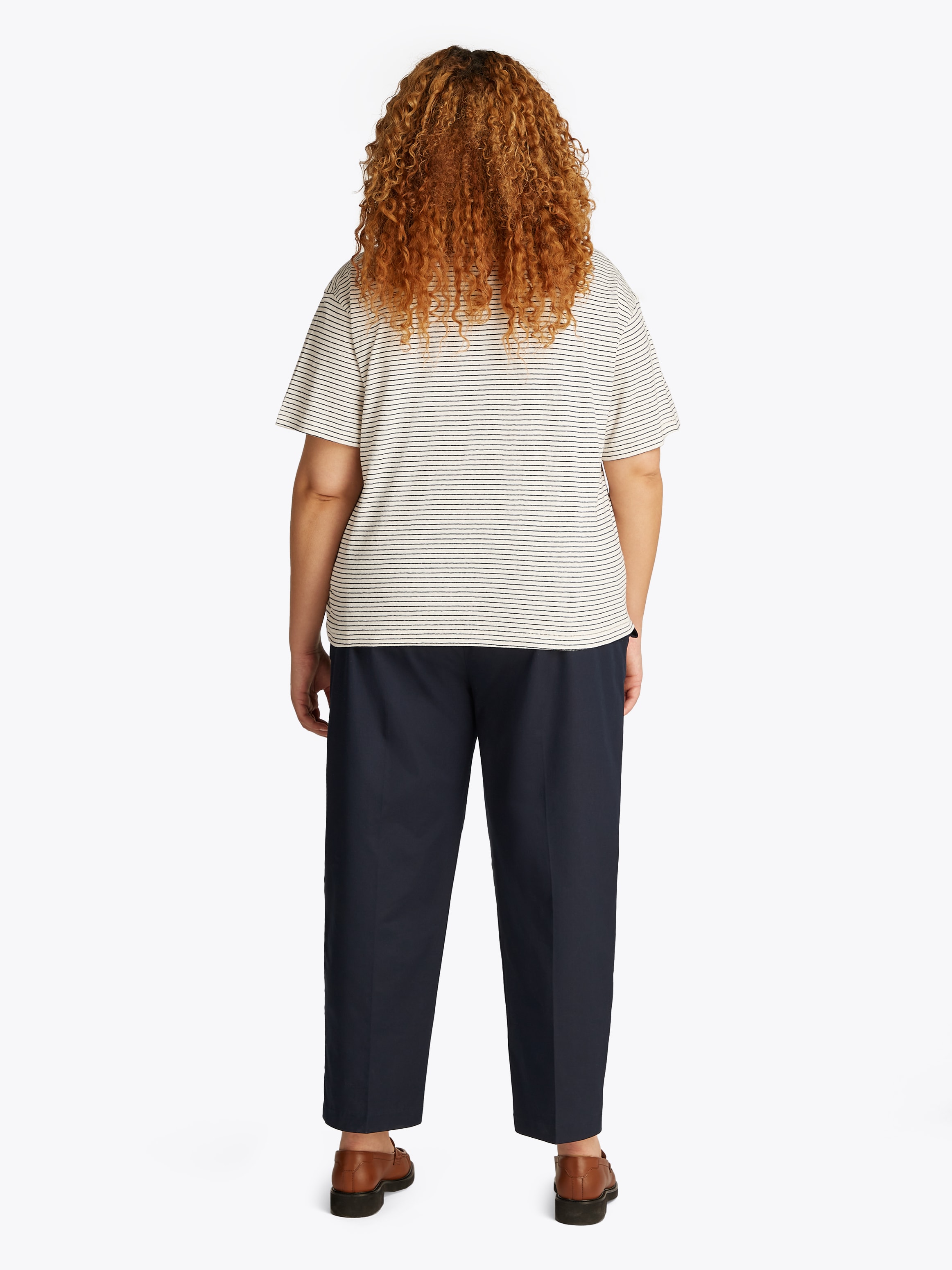 Tommy Hilfiger Curve V-Shirt »CRV MODERN CO LINEN V-NK SS«, in Großen Größen