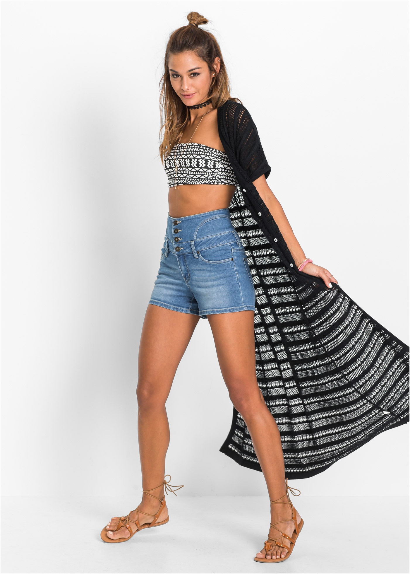 bonprix Shorts  aus Baumwolle, Polyester und Elasthan, mit High Waist