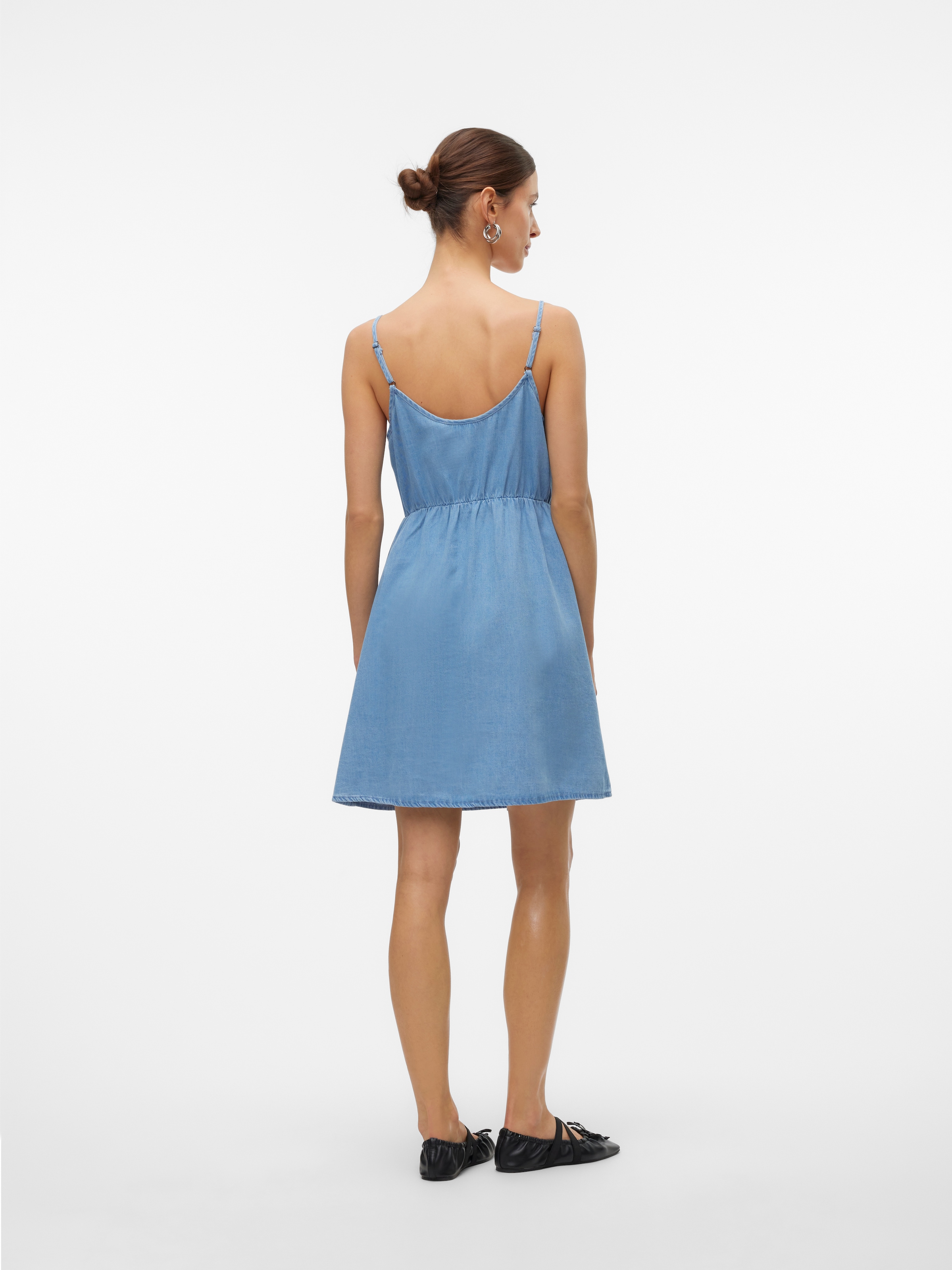 Vero Moda Jeanskleid »VMFLICKA STRAP SHORT DRESS LCS« Baumwolle, regular fit, verstellbare Träger