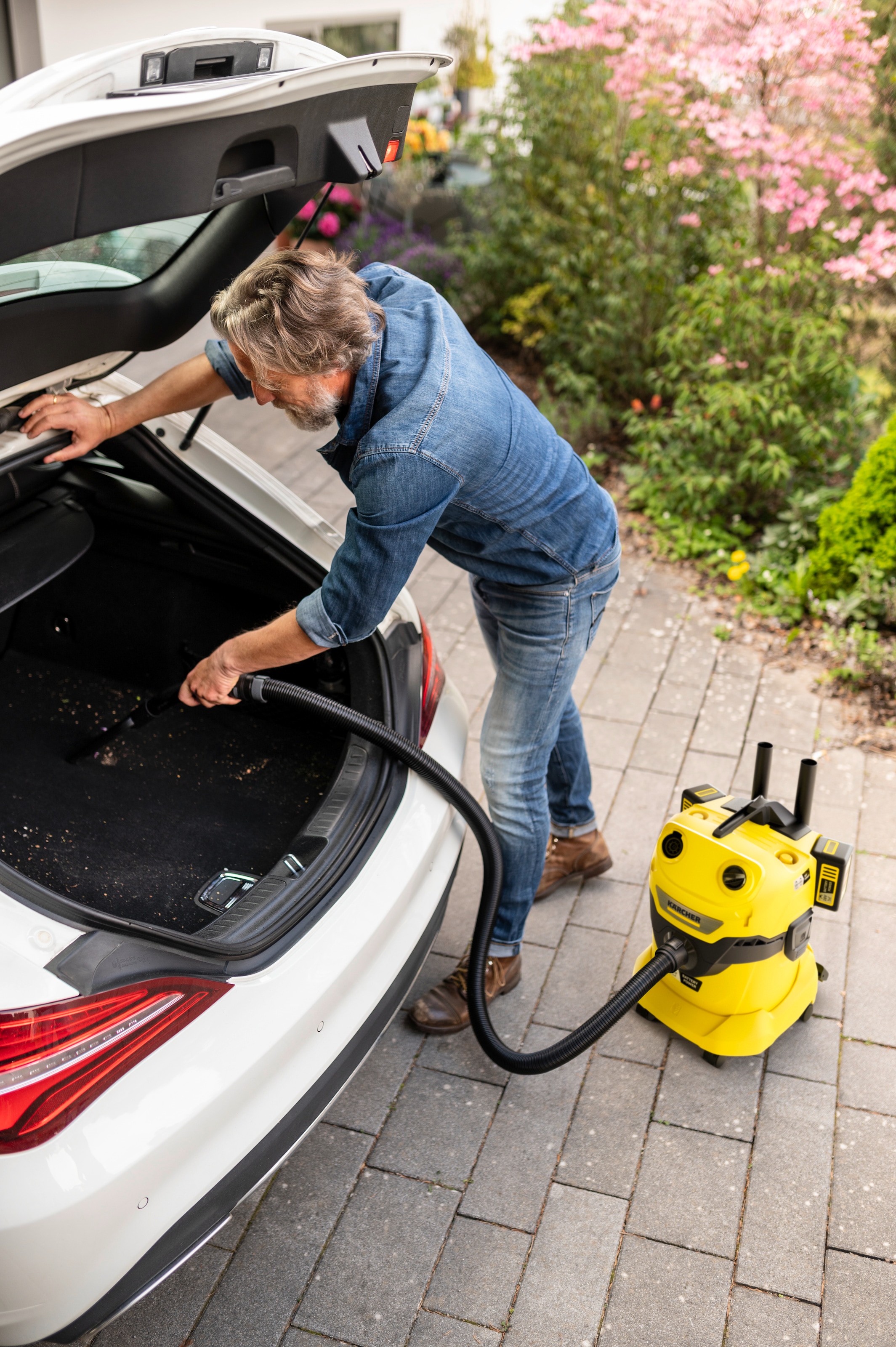 KÄRCHER Nass-Trocken-Sauger »WD 4-18 Dual V-20/22«, 36-V-Motor, 20 l Kunststoffbehälter, ohne Akku und Ladegerät