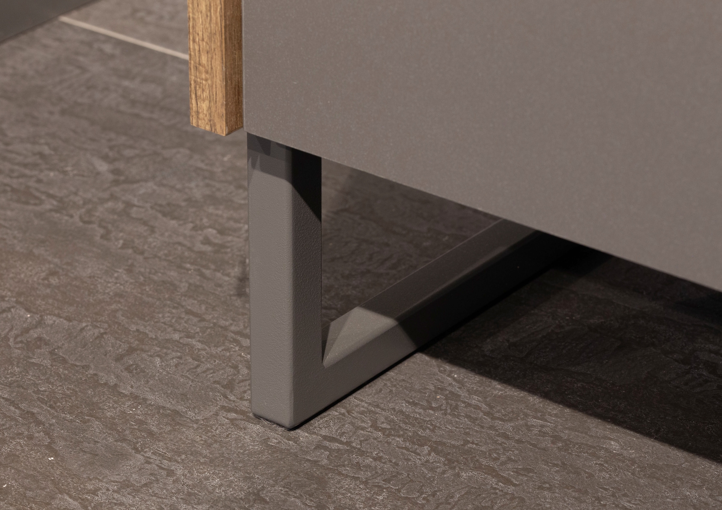 rauch Kombikommode »Kommode Sideboard Schubladenkommode Türenkommode BAREA«, breiter Schubkasten in moderner Lamellen-Optik MADE IN GERMANY