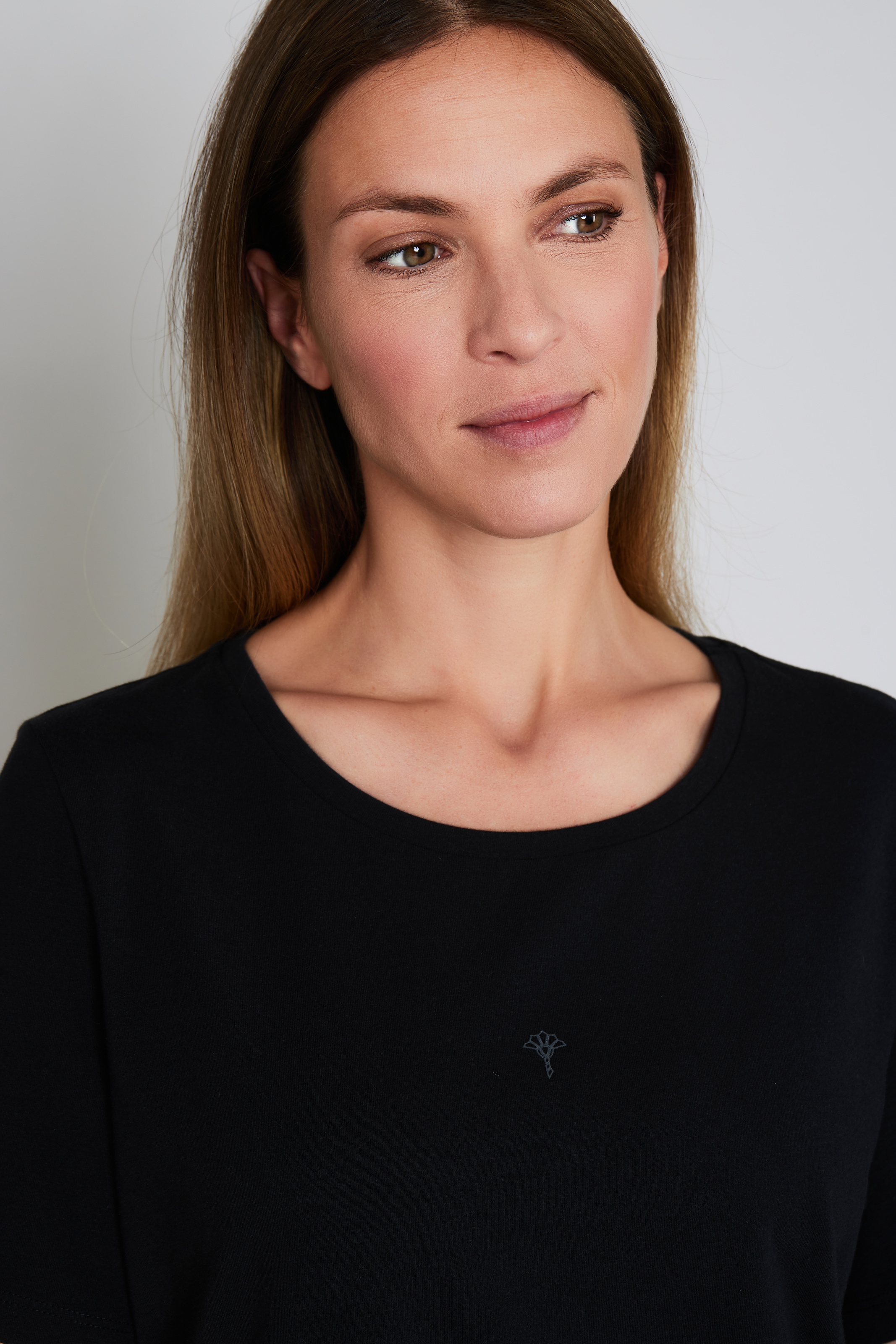 JOOP! T-Shirt »Cosy« mit schlichter Eleganz