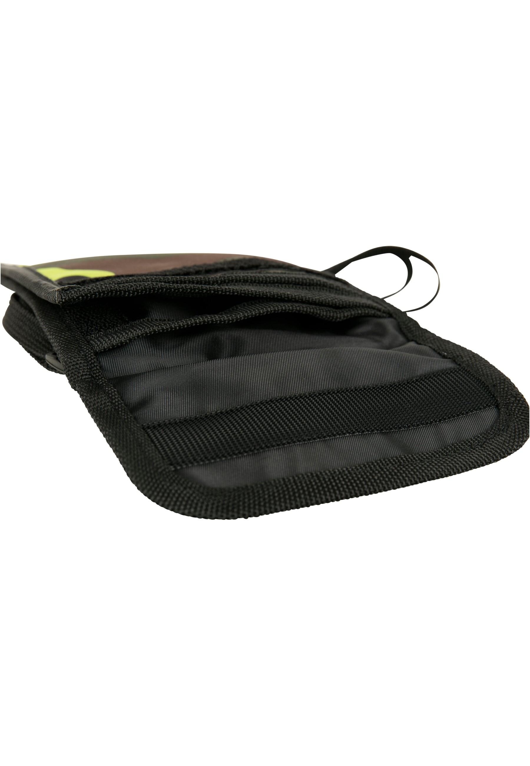 URBAN CLASSICS Beuteltasche »Urban Classics Unisex Neck Pouch Oxford«, (1 tlg.)
