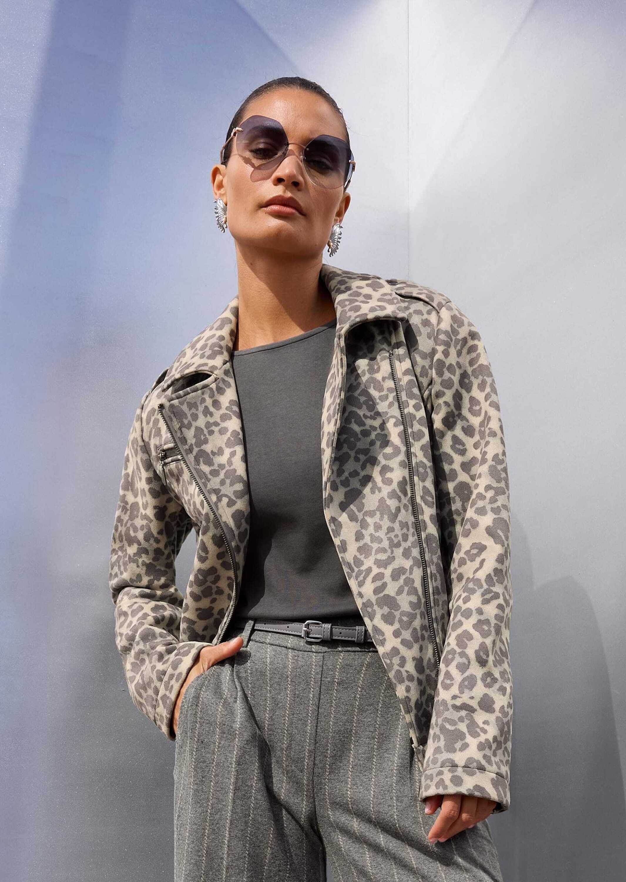 MADELEINE Kurzjacke »Jacke Trendige Biker-Jacke mit Reißverschluss« Bikerform, bedruckte Scuba Ware