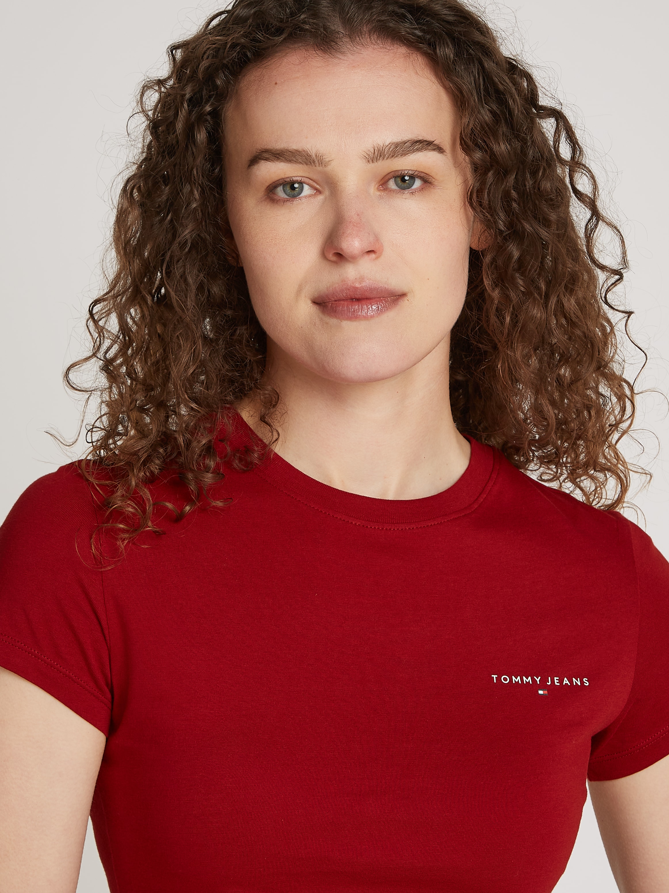 Tommy Jeans T-Shirt "TJW SLIM LINEAR TEE", mit Logoschriftzug günstig online kaufen