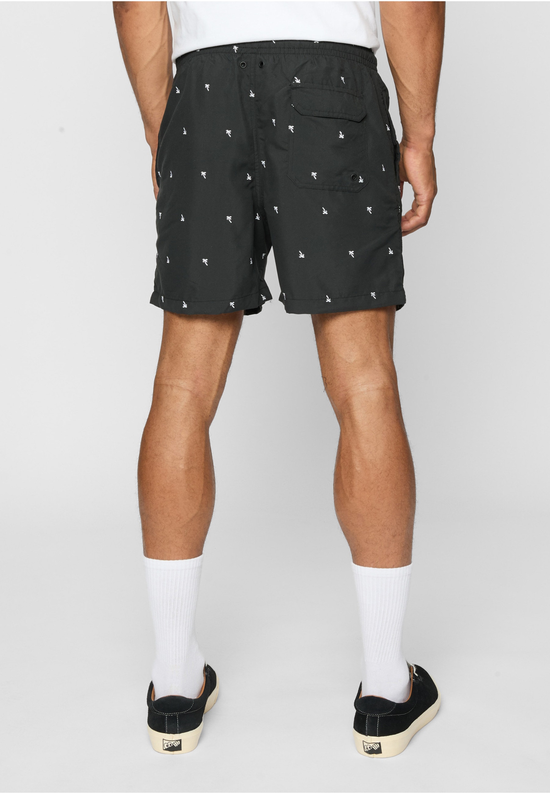 URBAN CLASSICS Badeshorts »Urban Classics Herren Embroidery Swim Shorts«