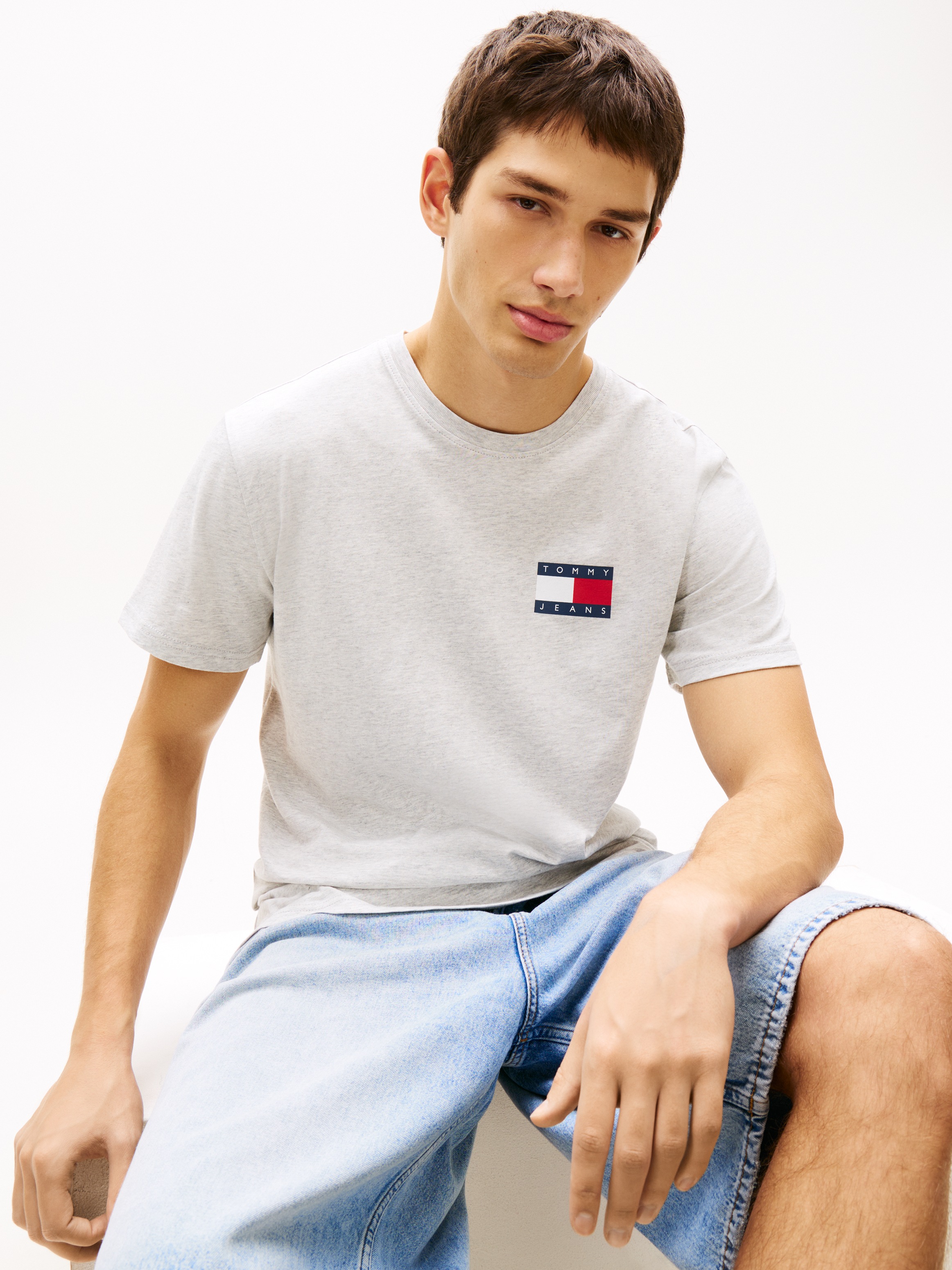 Tommy Jeans T-Shirt "TJM SLIM FIT ESSENTIAL FLAG" Mit Rundhalsausschnitt günstig online kaufen