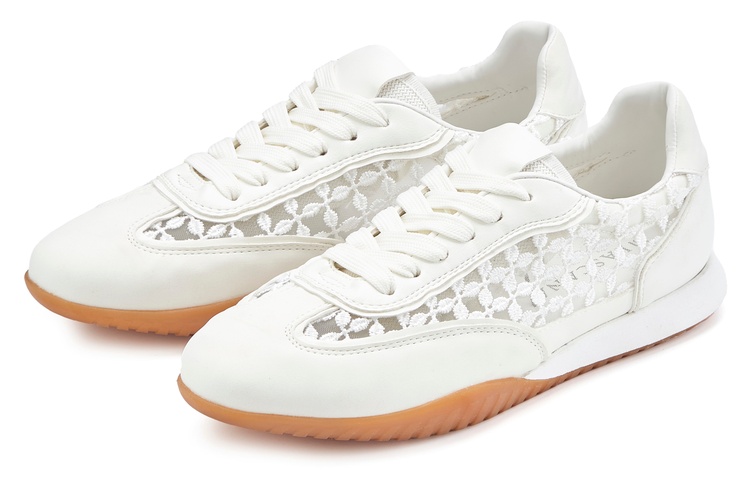 LASCANA Sneaker "Halbschuh, Sneaker, Schnür-Sneaker" weiches Textil-Obermaterial VEGAN