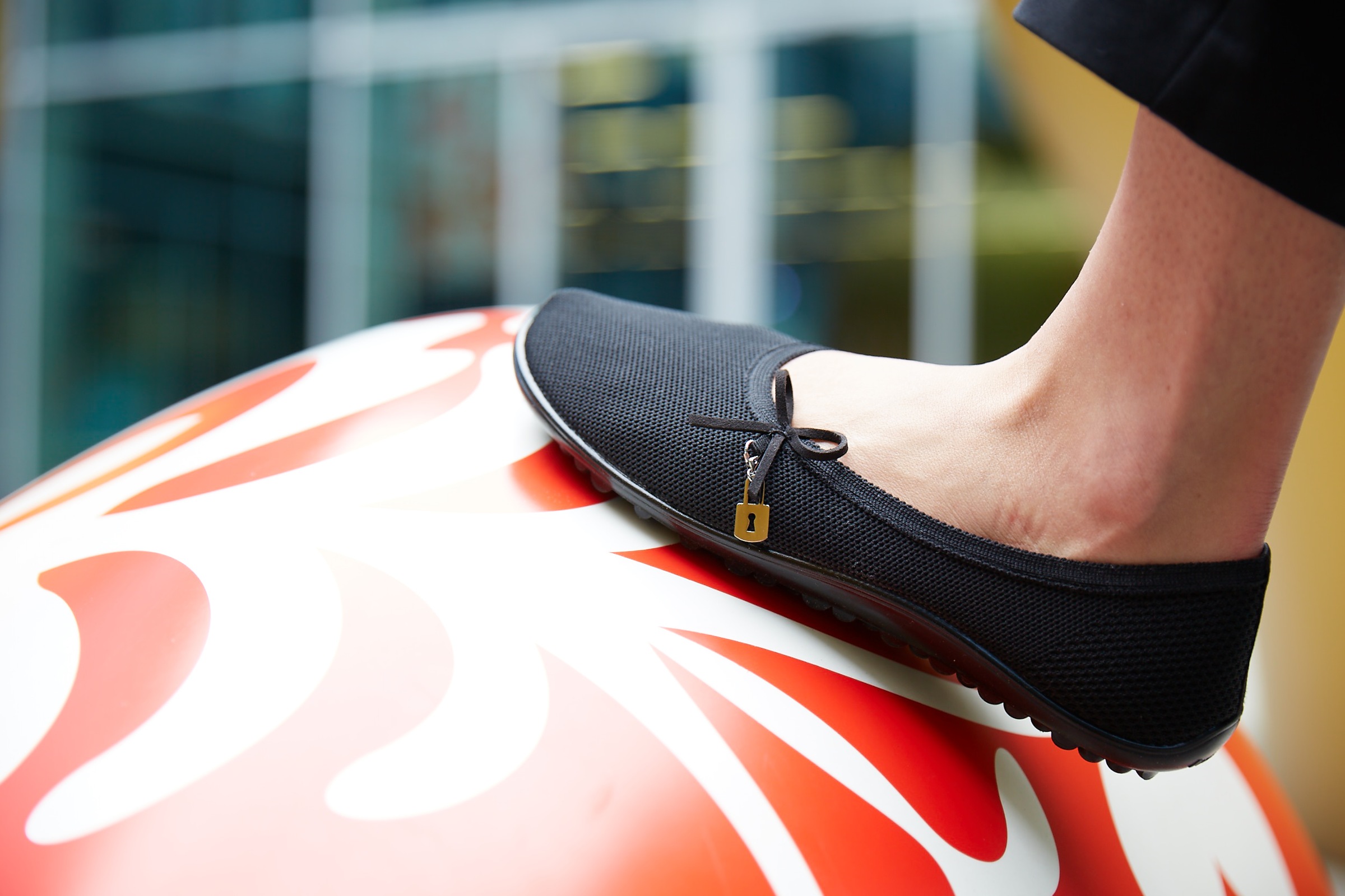 Leguano Barfußschuh »LADY LOOP«, Ballerina, Slipper, Bequemschuh mit süßer Zierschleife