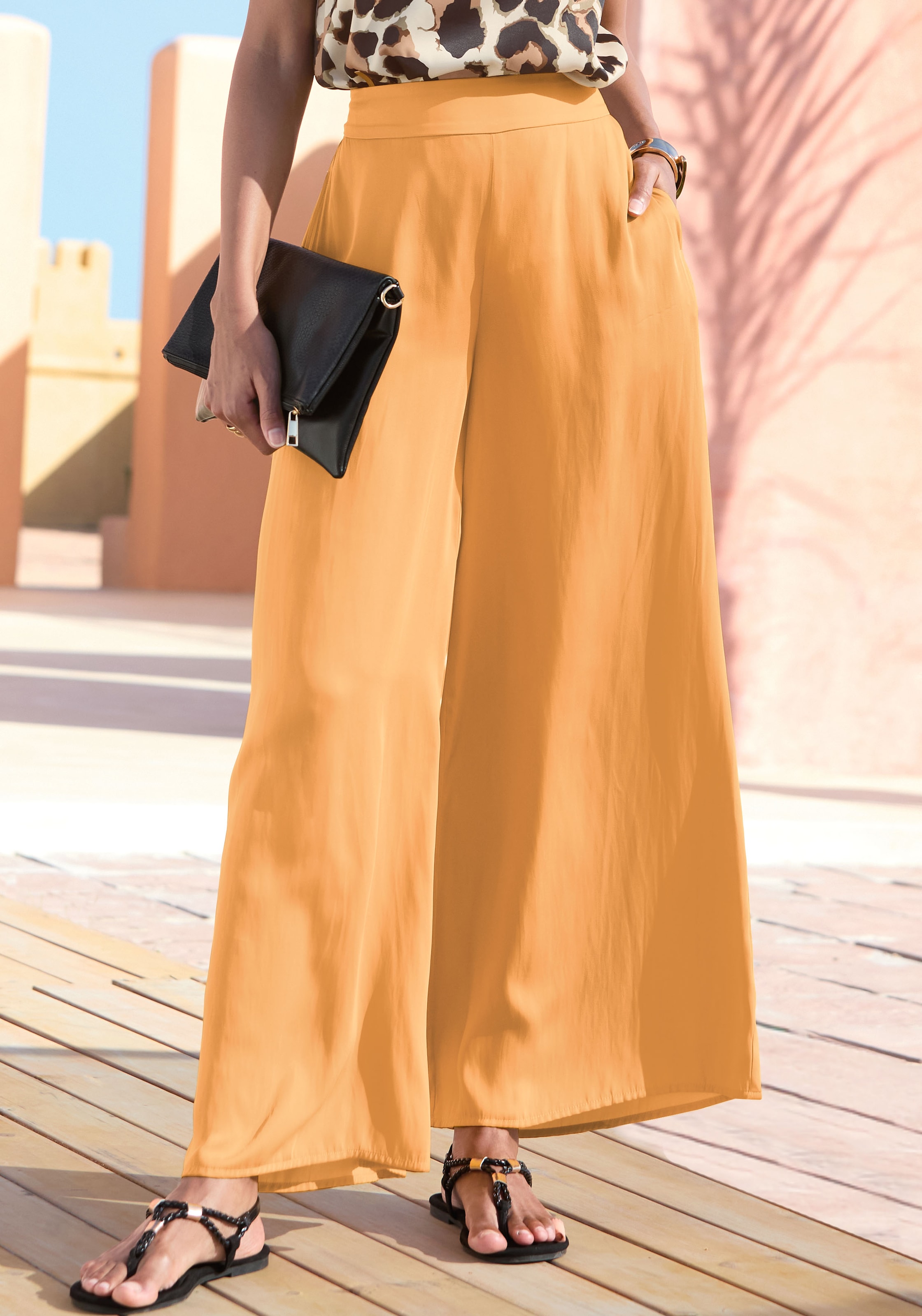 LASCANA Webhose, aus leichter Satinqualität, weite Palazzohose mit Taschen, günstig online kaufen