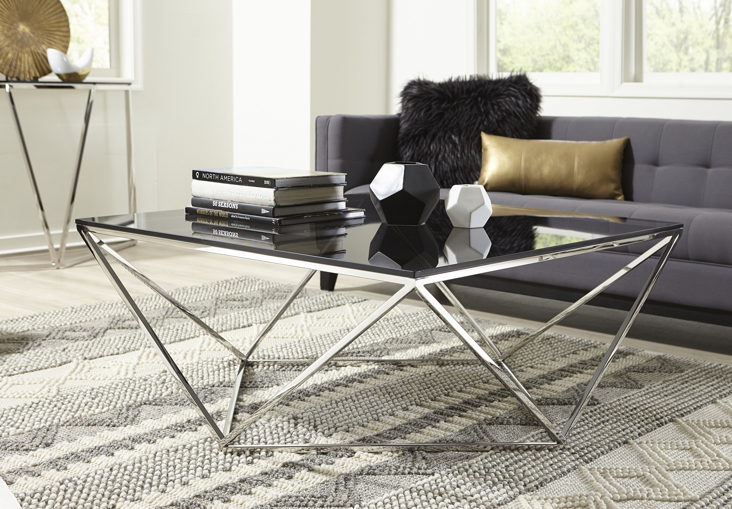Leonique Couchtisch »Aria«, Couchtisch, eckig, Chrom, Rauchglas, Edelstahlgestell, 104x104x48