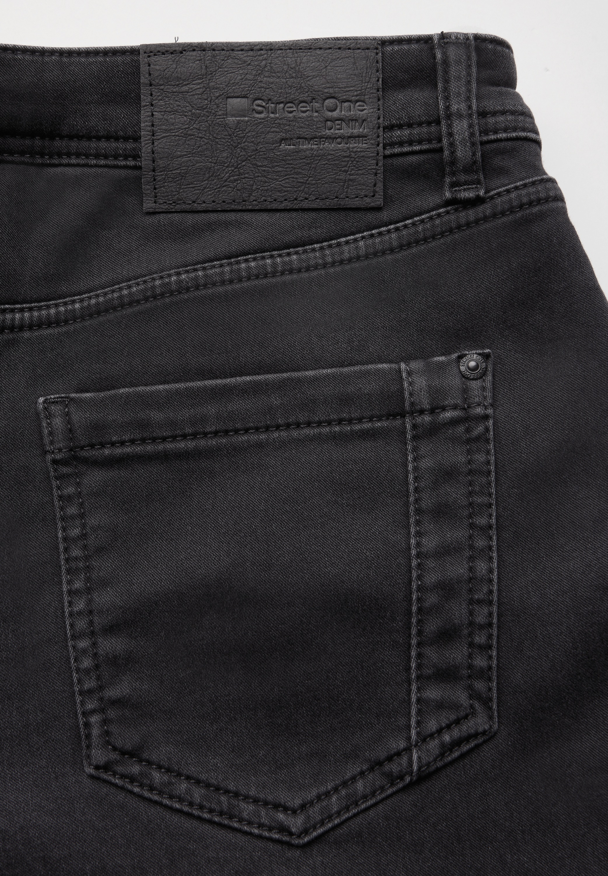 STREET ONE Slim-fit-Jeans, aus Baumwolle mit Stretchanteil