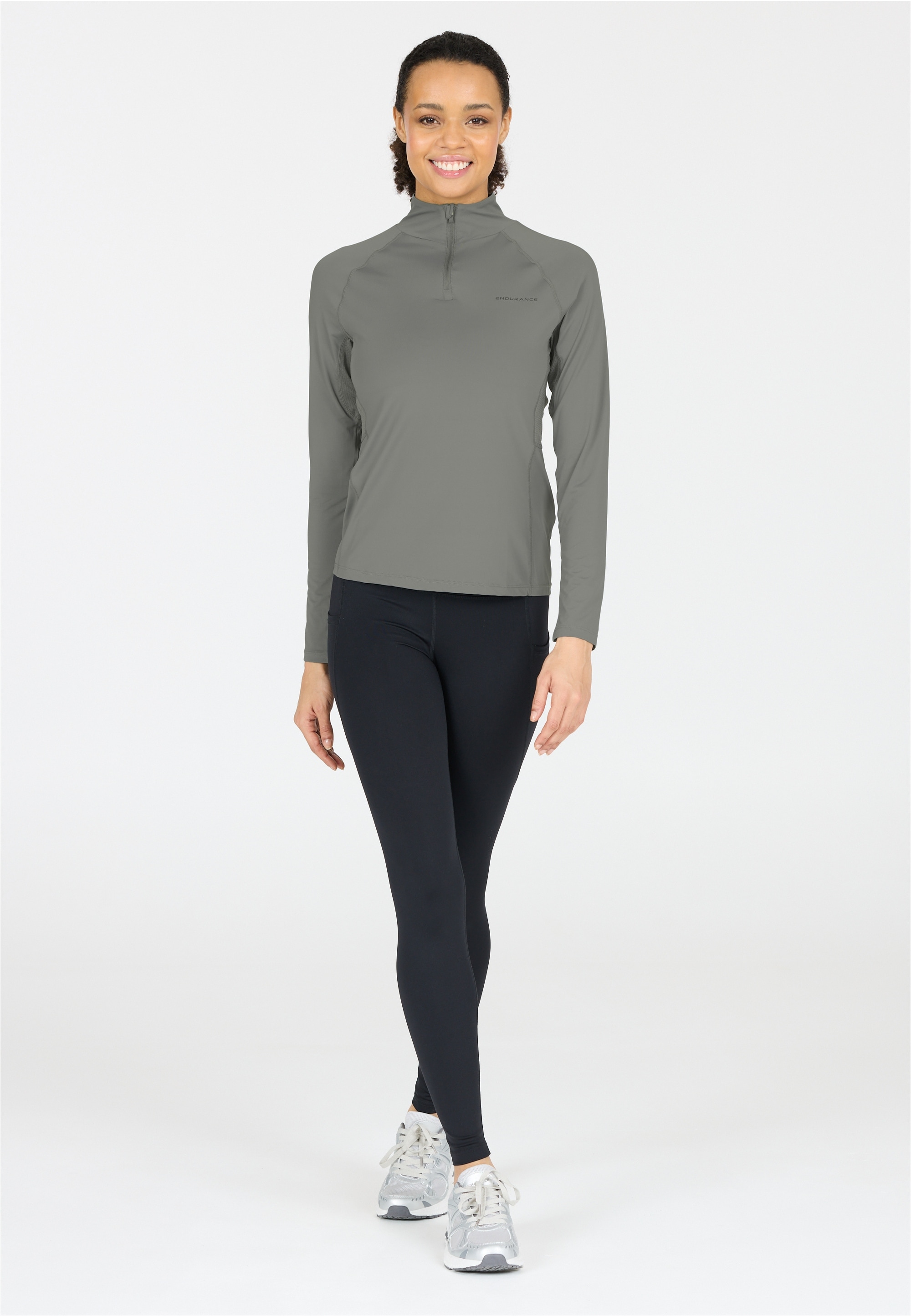 ENDURANCE "Chrissie" mit elastischer Passform
