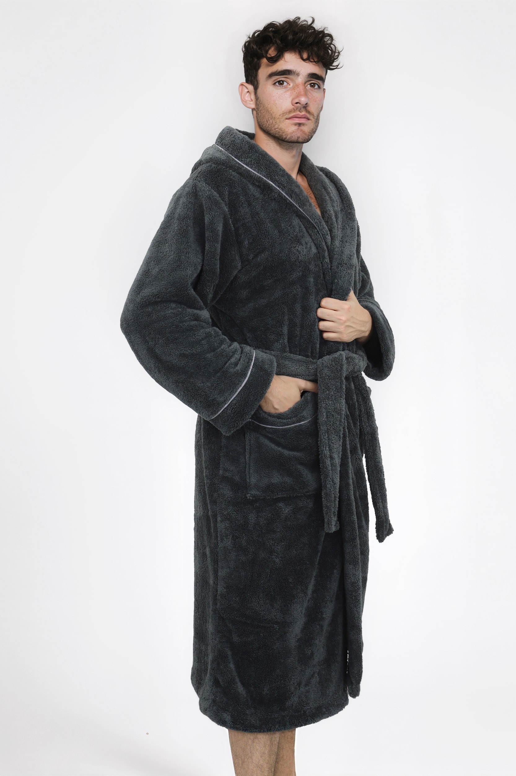 my home Unisex-Bademantel »Lillou, ideal für Sauna & Spa, Hotelbademantel, Morgenmantel«, (1 St.), kuschelig weicher Fleece, für Damen und Herren, XS-3XL