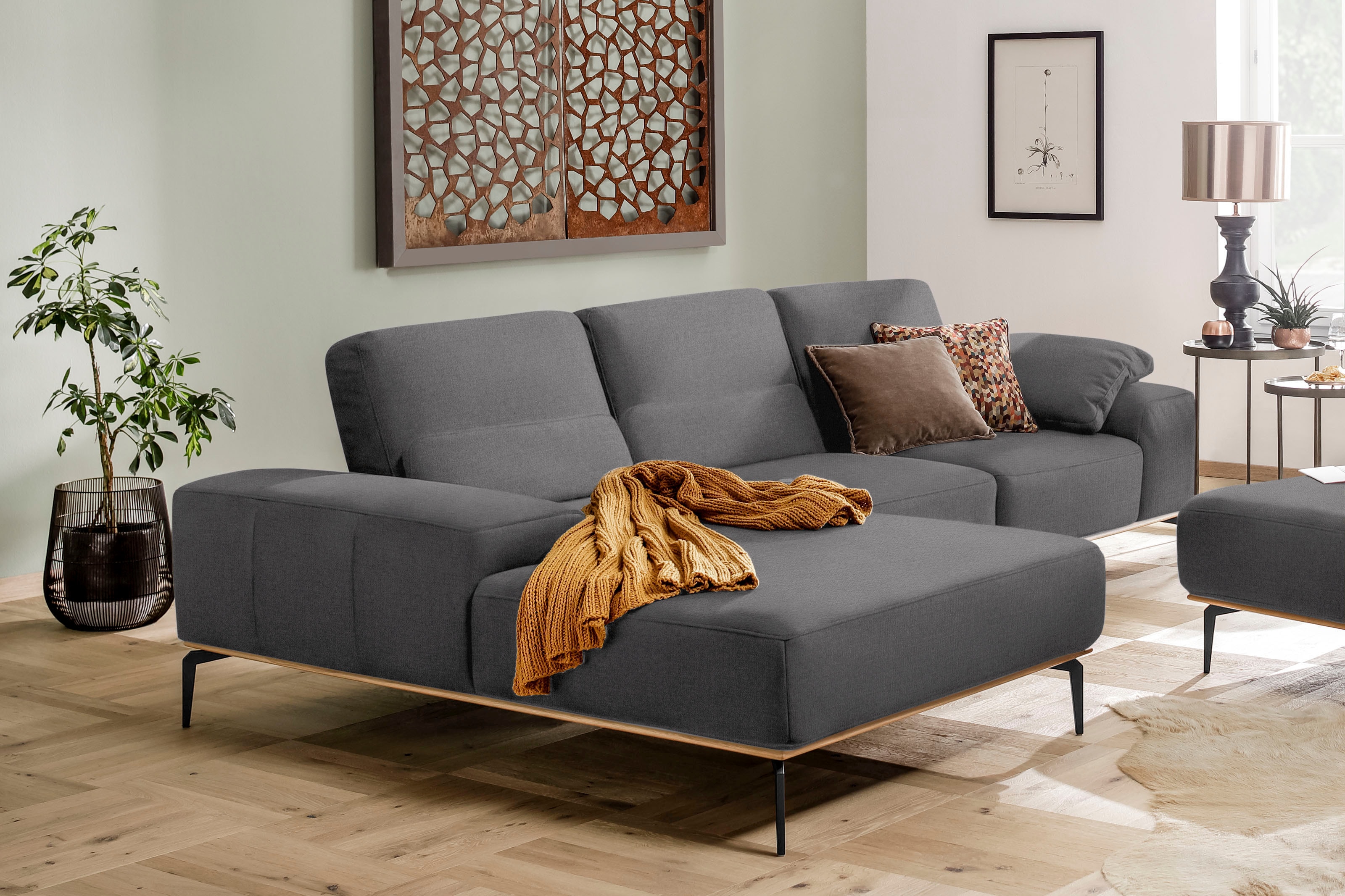 W.SCHILLIG Ecksofa "run, Designsofa mit tollem Sitzkomfort, bequem, L-Form" mit Holzsockel, Füße in Schwarz pulverbeschichtet, Breite 299 cm