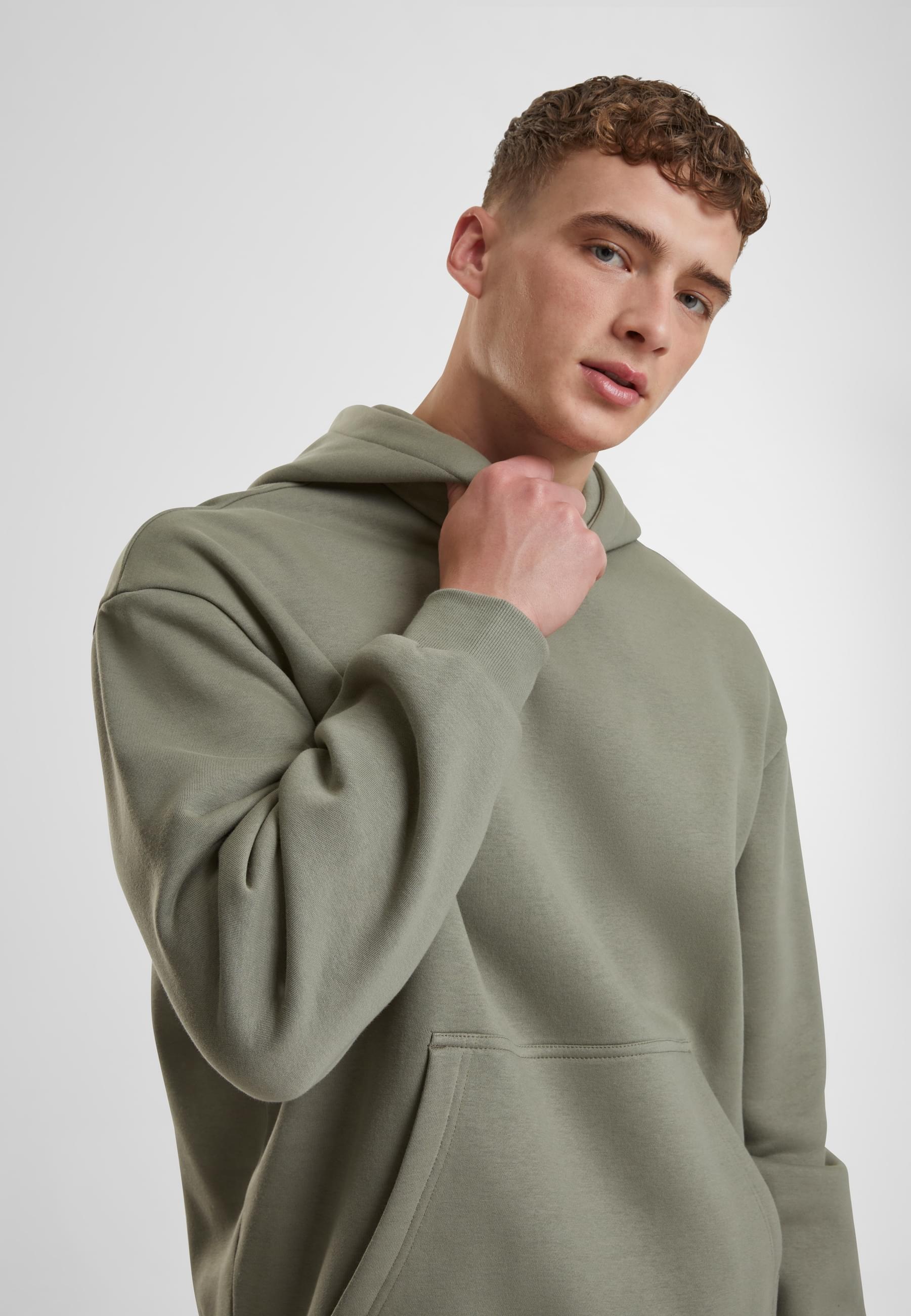 URBAN CLASSICS Kapuzensweatshirt »Urban Classics Fluffy Hoody«, (1 tlg.)