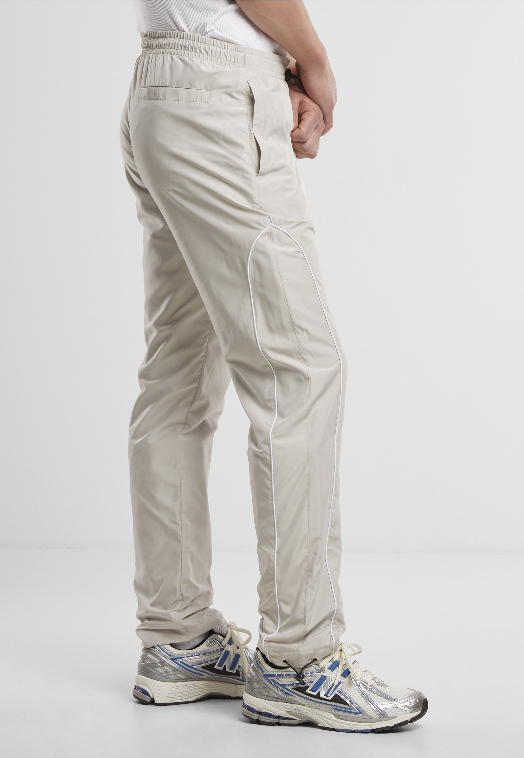 URBAN CLASSICS Jogginghose »Urban Classics Piped Panel Trackpants«