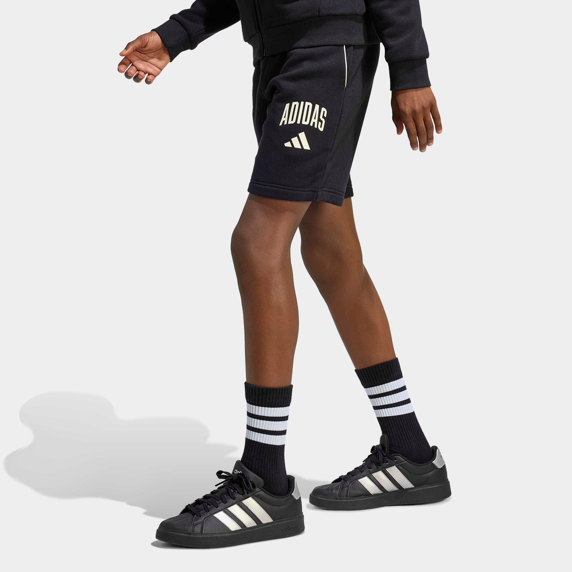 adidas Sportswear Shorts "SEASONALS COLLEGE-TYPOGRAPHY"