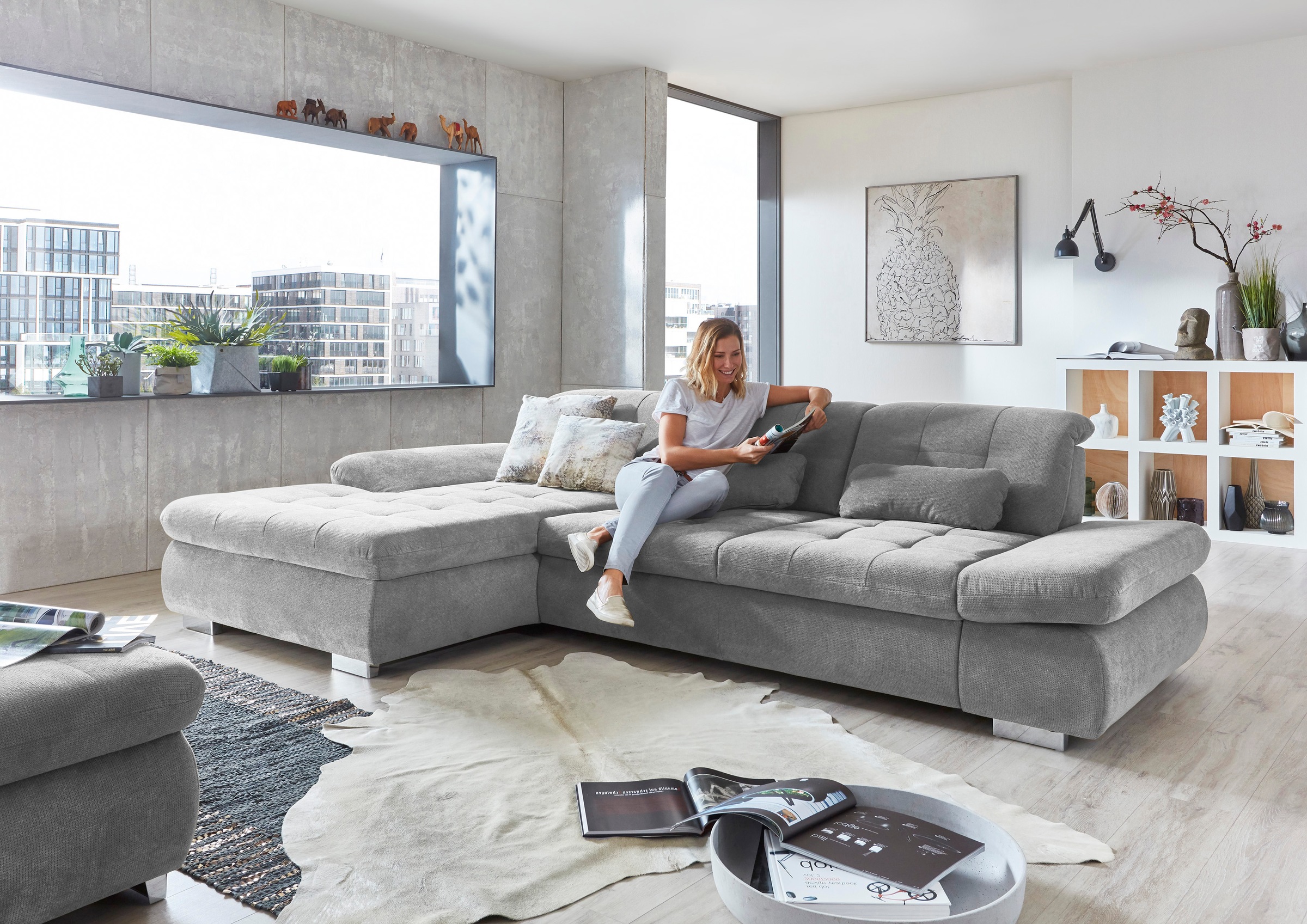 Die PlanBar Ecksofa »MP-IN17004 L-Form«, wahlweise mit Bettfunktion, Sitztiefen- und Kopfteilverstellung