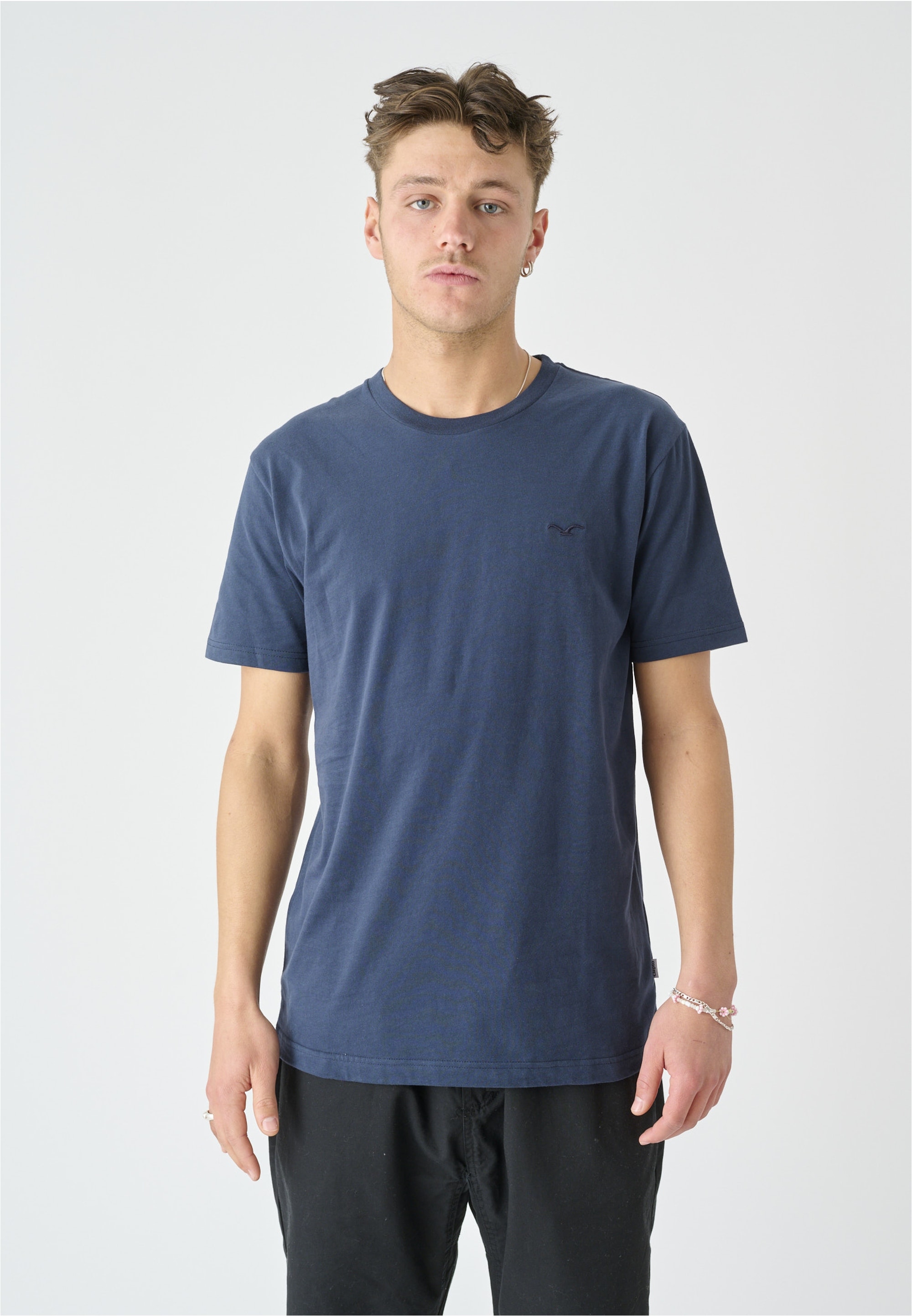 Cleptomanicx T-Shirt "Ligull Regular" mit kleiner Logo-Stickerei