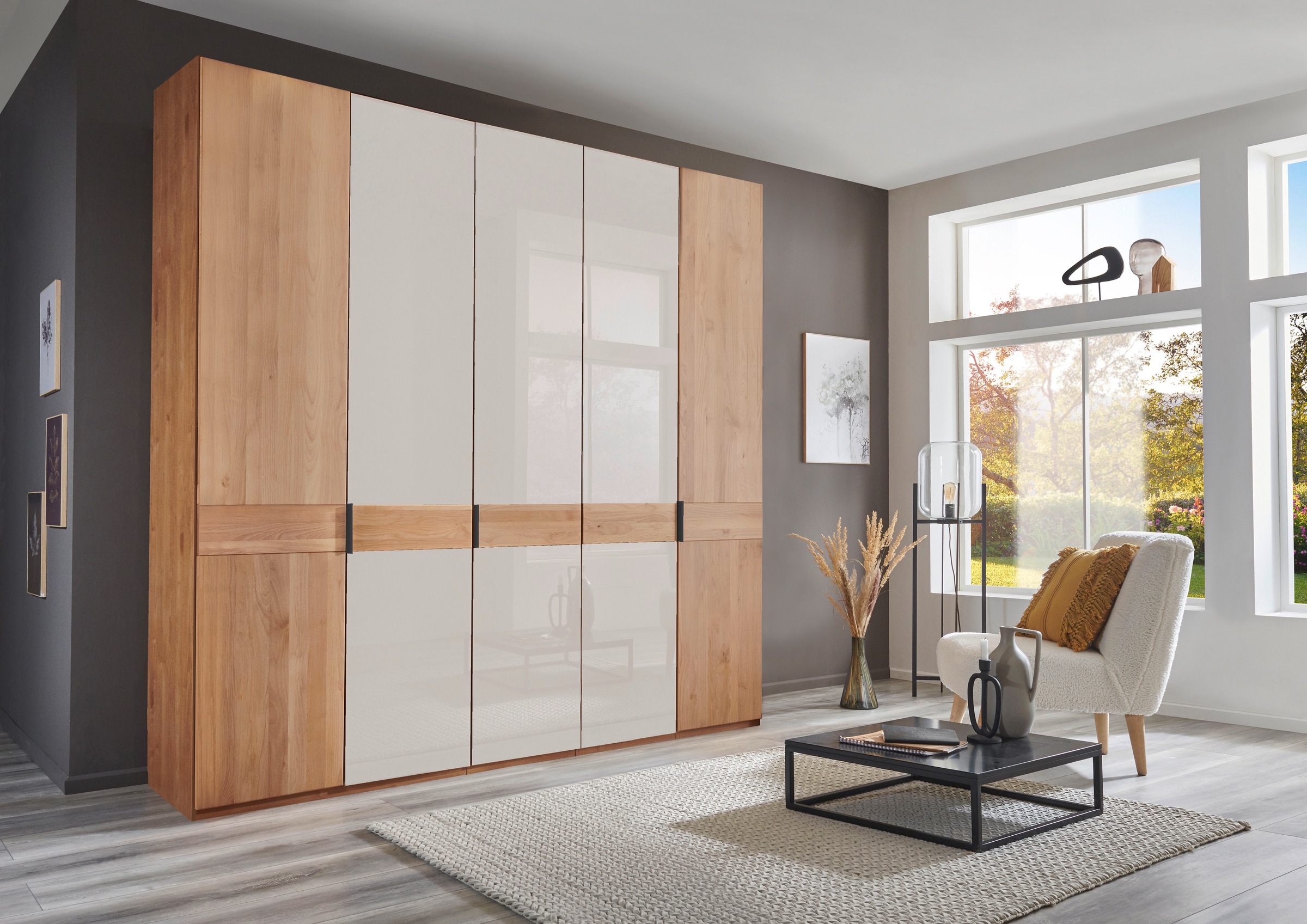 WIEMANN Kleiderschrank "Cardiff, Massivholztüren in Kombination mit Glas- oder Spiegeltüren" 4 Breiten, 2 Höhen 216/236cm auswählbar, hochwertiges Design in langlebiger Qualität, viel Stauraum