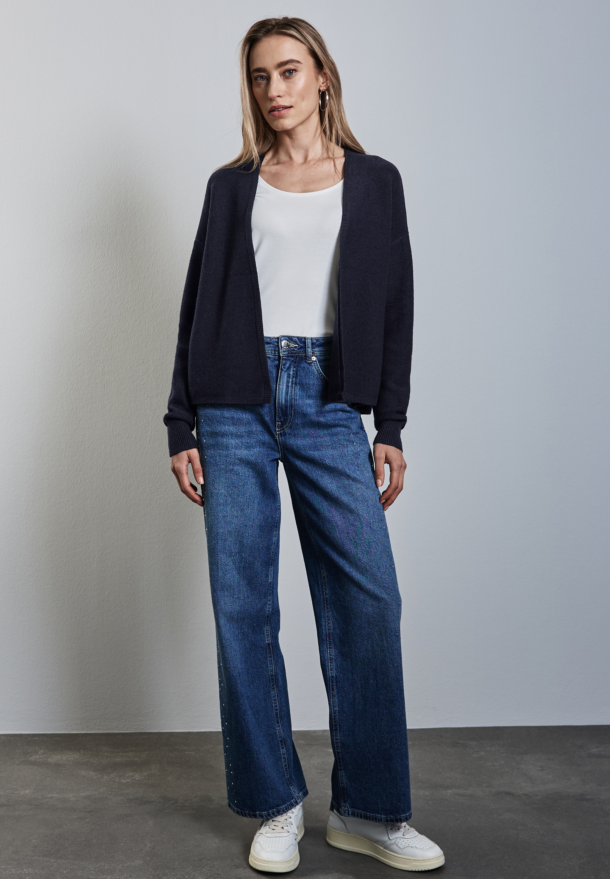 STREET ONE Cardigan, im angenehmen Materialmix
