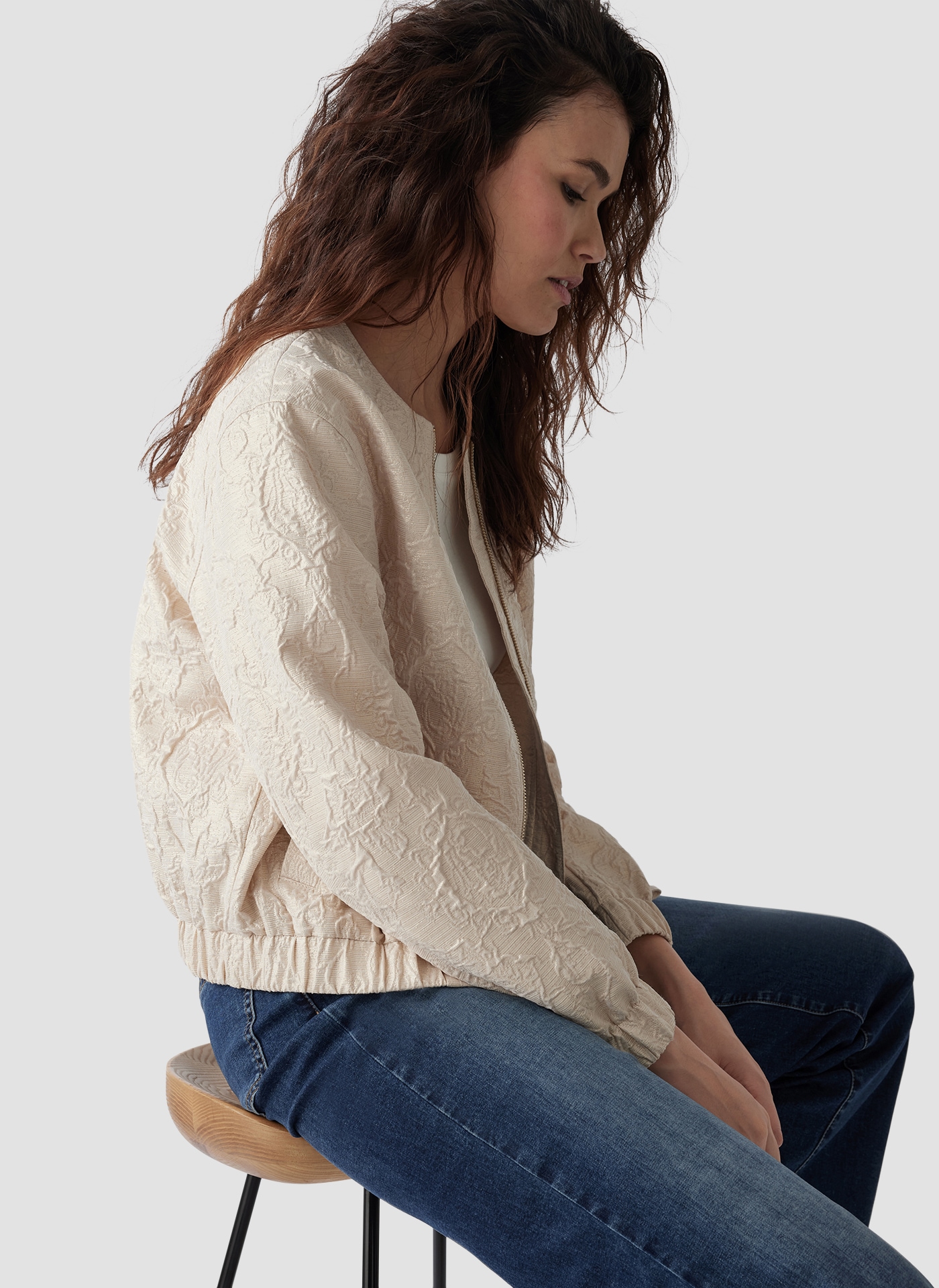 LeComte Blouson »LeComte Jacke mit floraler Prägung«