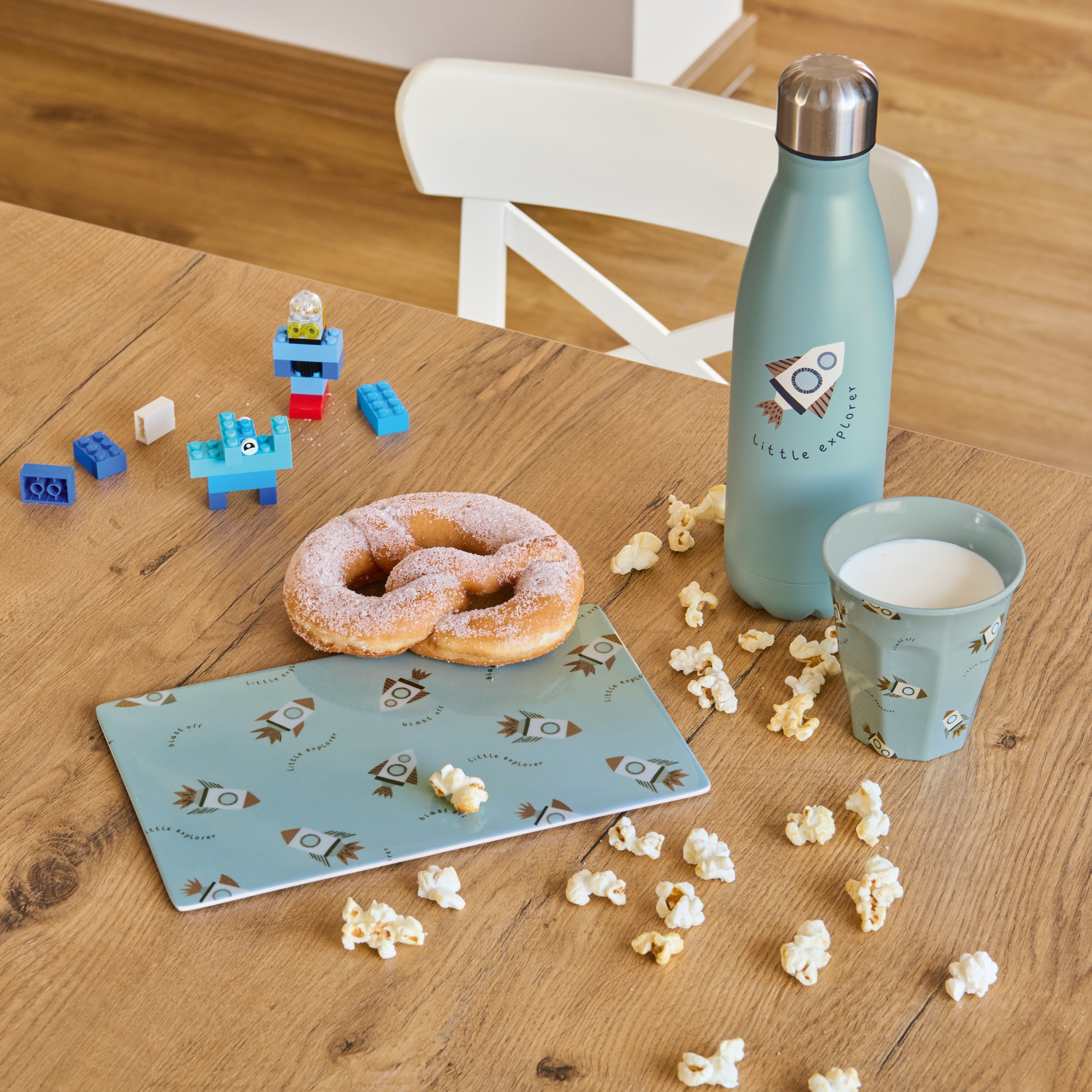 Zeller Present Trinkflasche »Geschenkset: Trinkflasche« Trinkbecher und Frühstücksbrettchen sind spülmaschinenfest