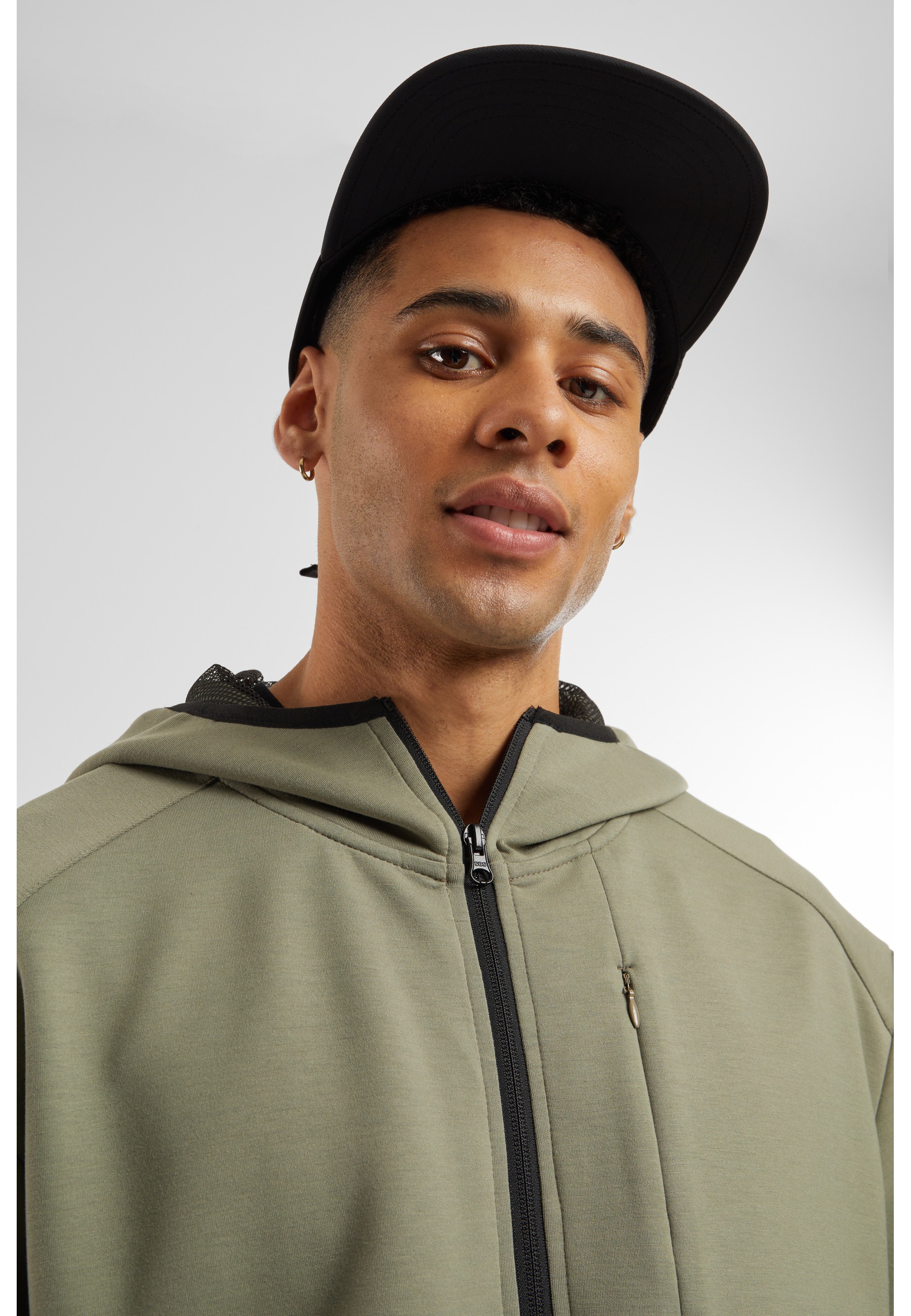 URBAN CLASSICS Kapuzenpullover »Urban Classics Scuba Zip Pocket Hoody« 1