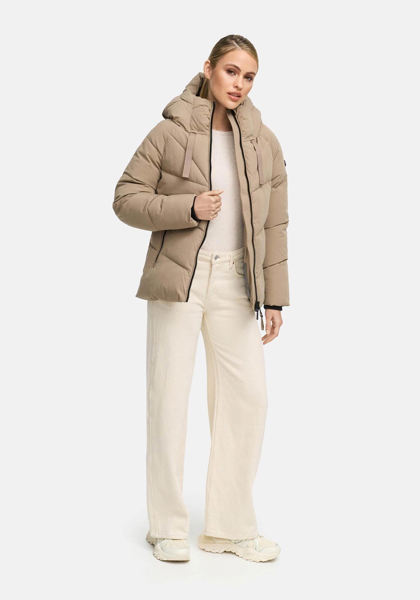 Marikoo Winterjacke "Kwamee", Schräg gesteppte Winterjacke mit fester Kapuz günstig online kaufen