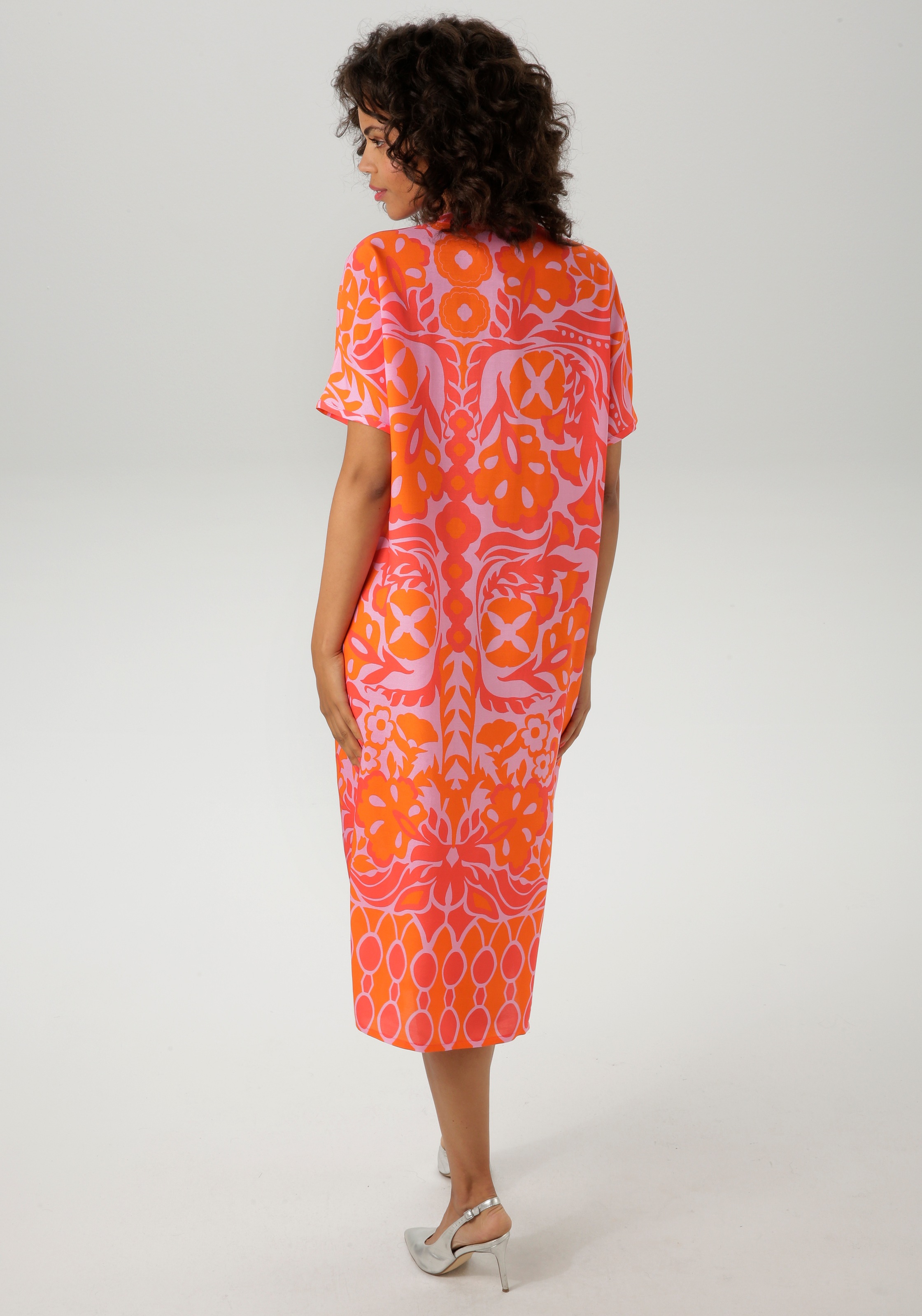Thumbnail - Aniston CASUAL Sommerkleid, mit extravagantem, grafischen Druck