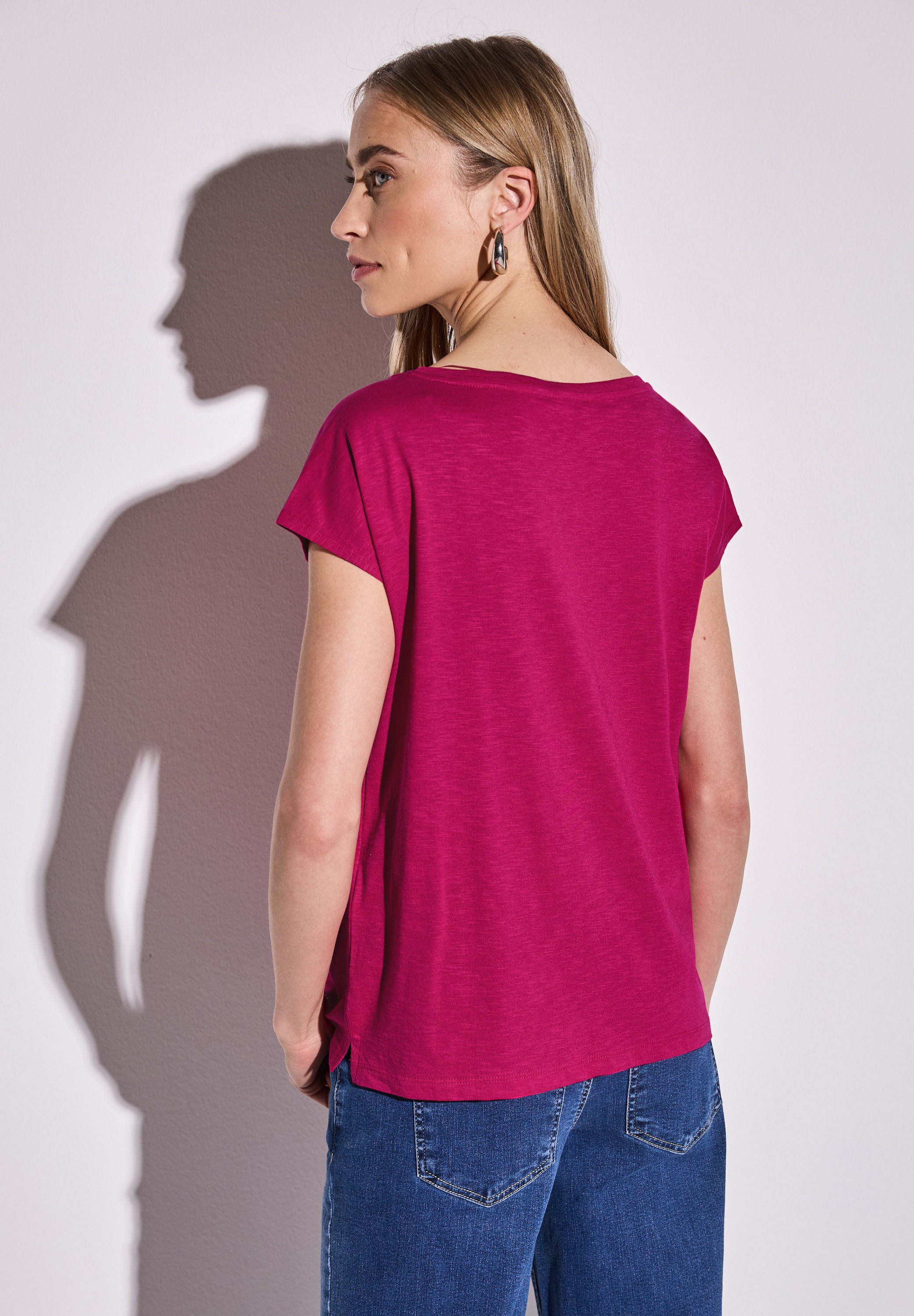 STREET ONE T-Shirt, mit Seitlichen Einschlitzen am Saum