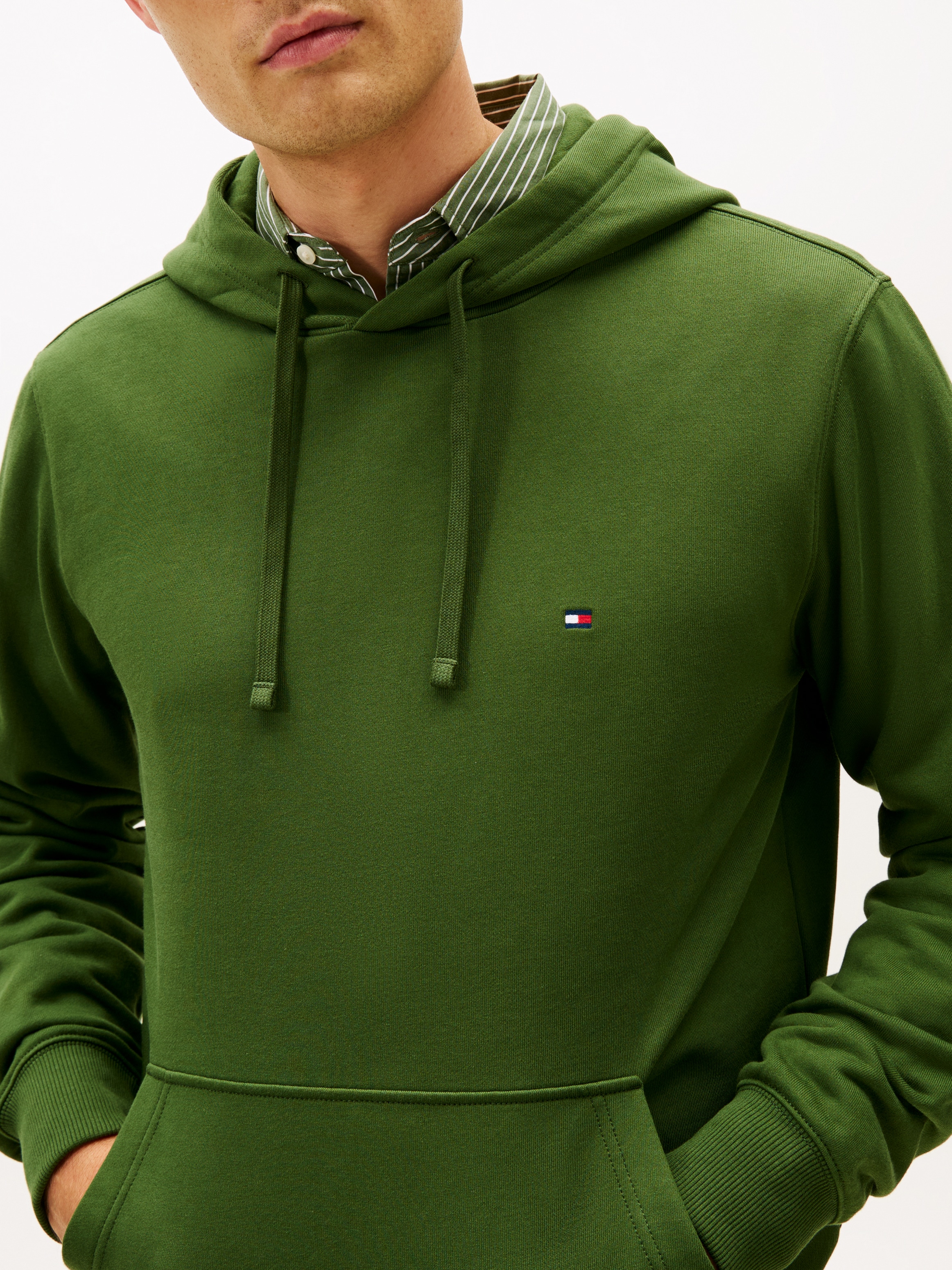 Tommy Hilfiger Hoodie »ESSENTIAL TERRY«, mit Tunnelzug und Flag-Stickerei
