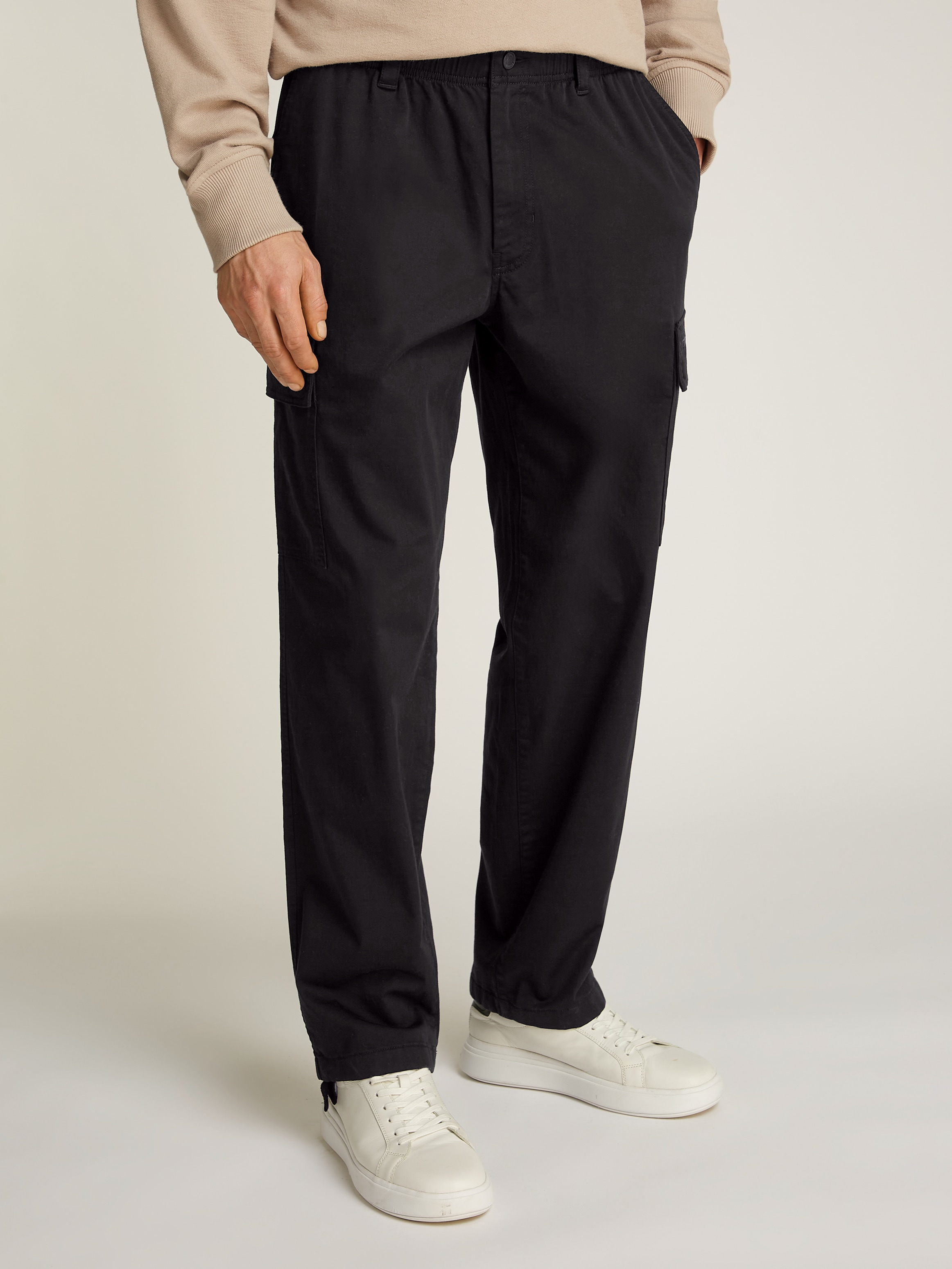 Calvin Klein Jeans Cargohose "REGULAR STRAIGHT CARGO", mit Logoprägung