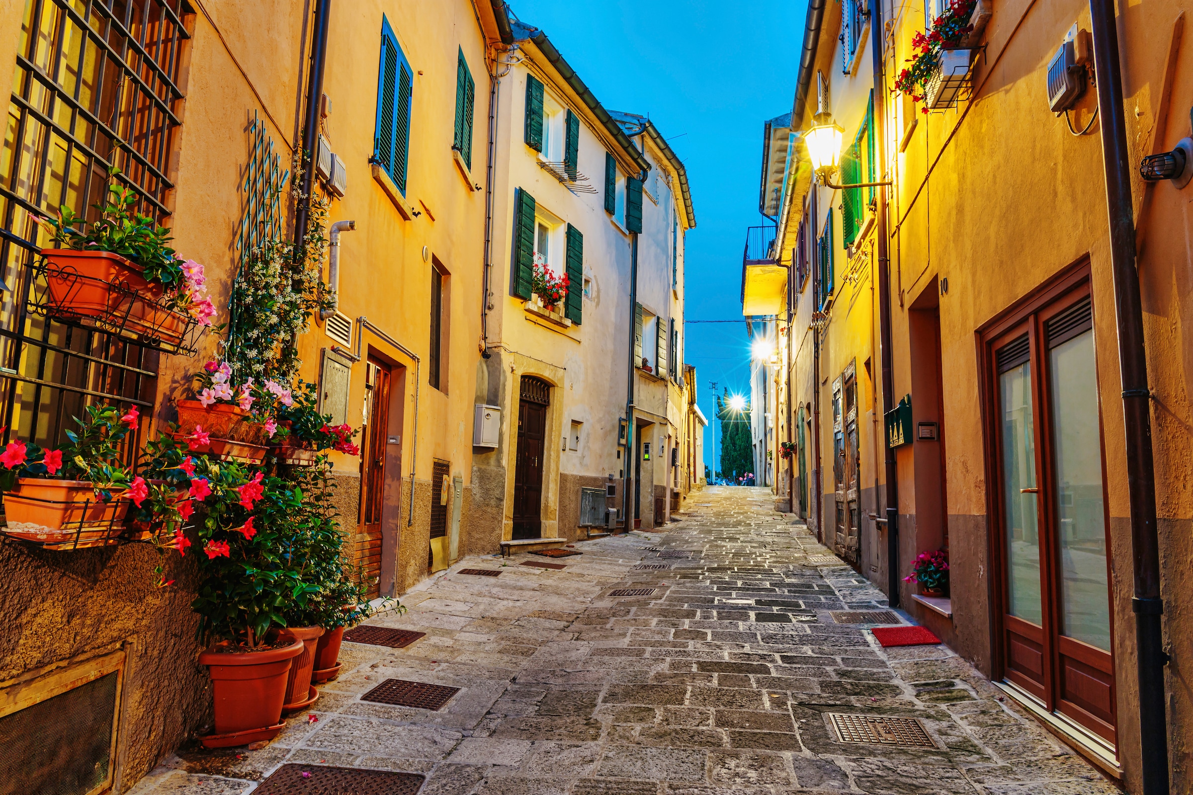 Papermoon Fototapete "Old Town in Italy" glatt