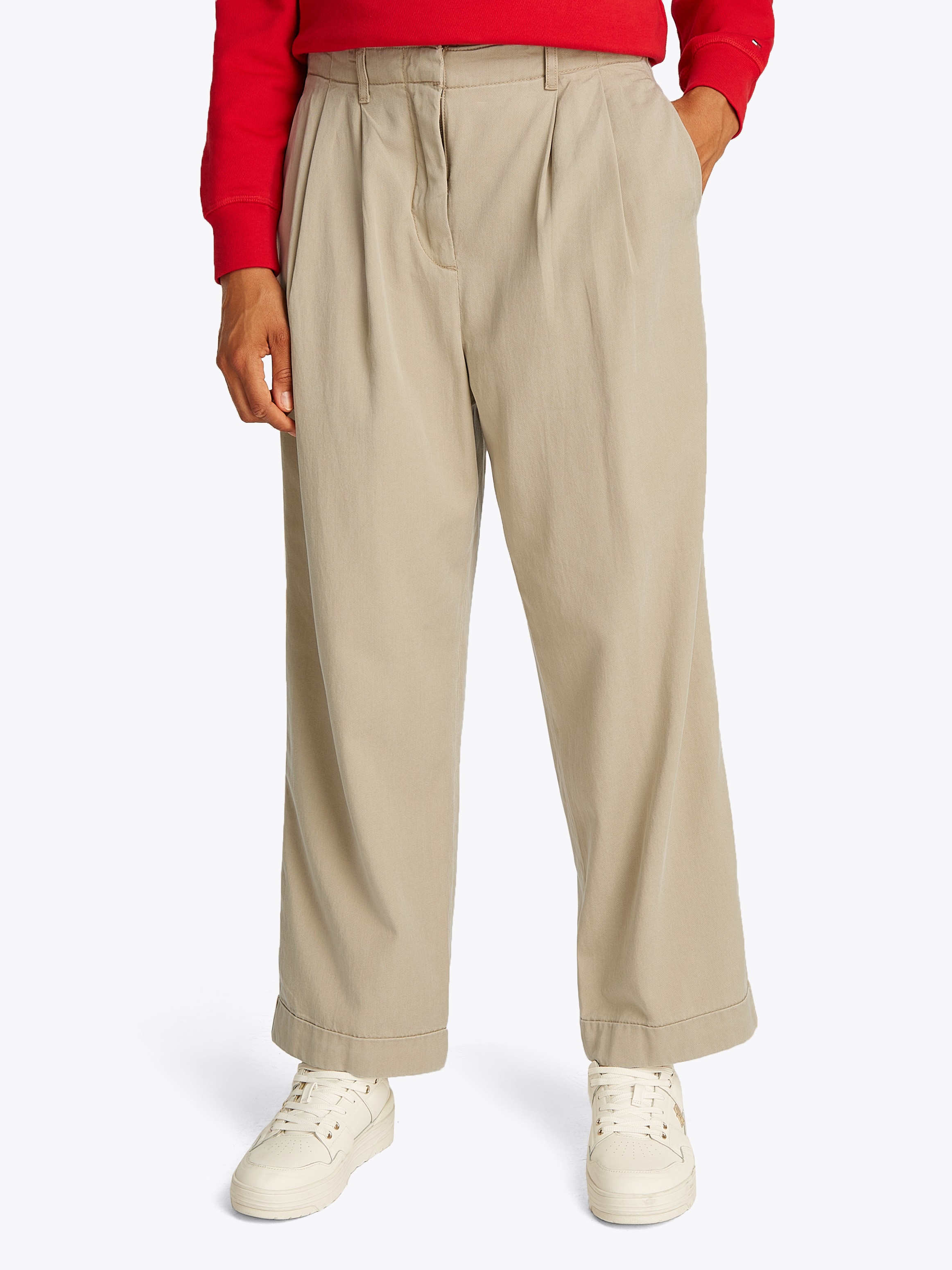 Tommy Hilfiger "CO TENCEL RLXD STR PULL ON CHINO" mit Logostickerei günstig online kaufen
