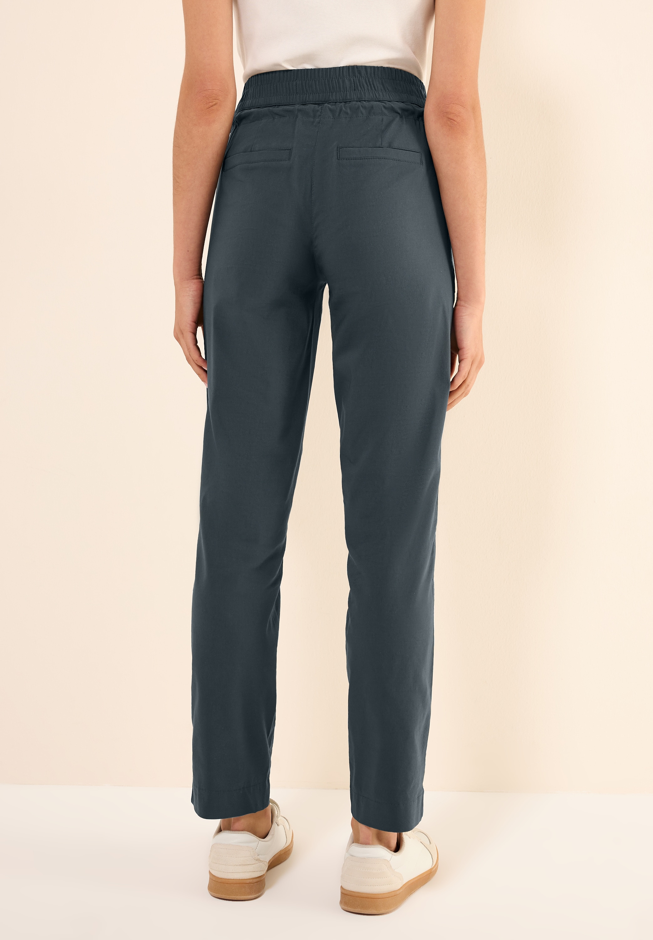 Cecil Stoffhose, Middle Waist