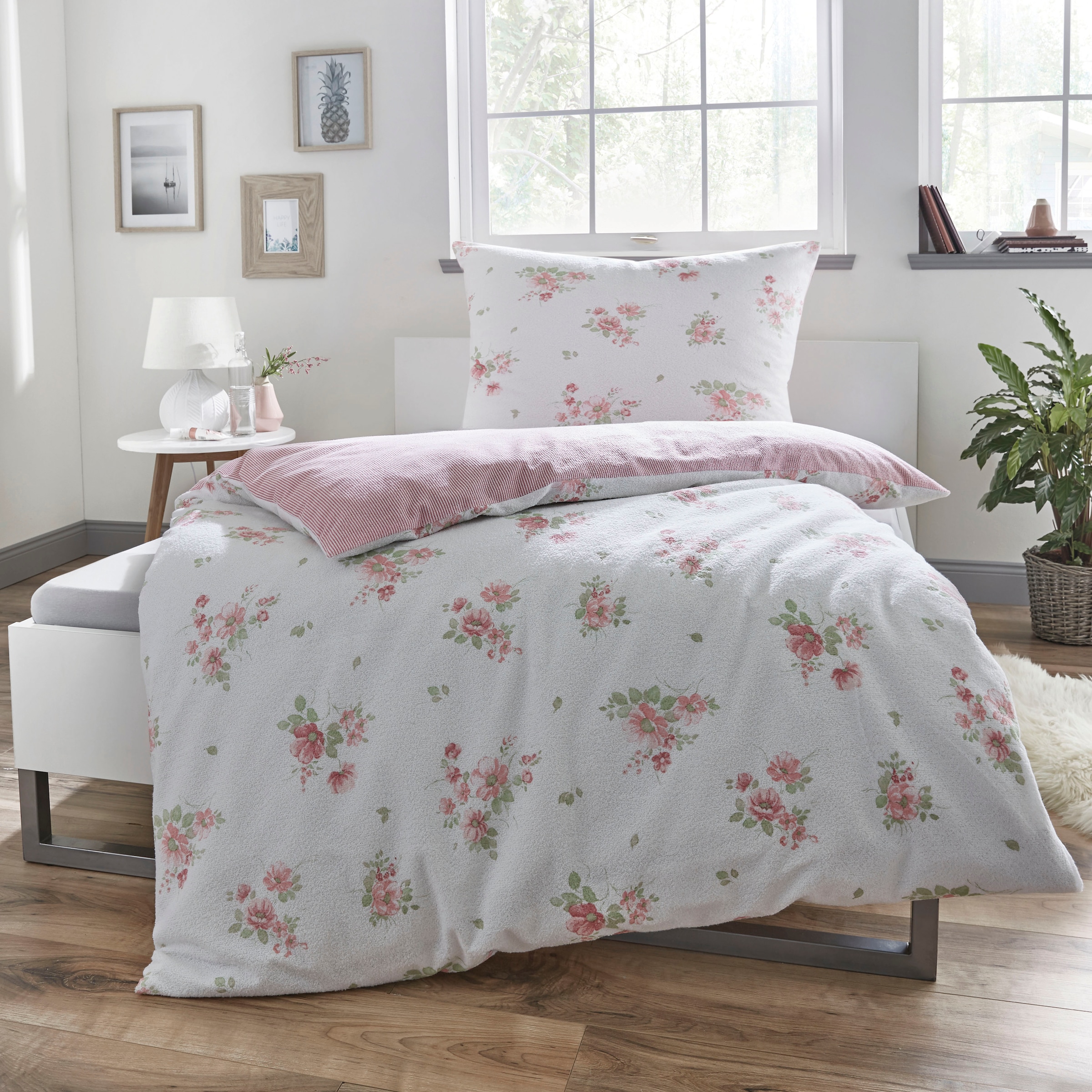 Dyckhoff Bettwäsche "Pinke Lein Blumen" 2 Stk. aus Weichfrottier günstig online kaufen