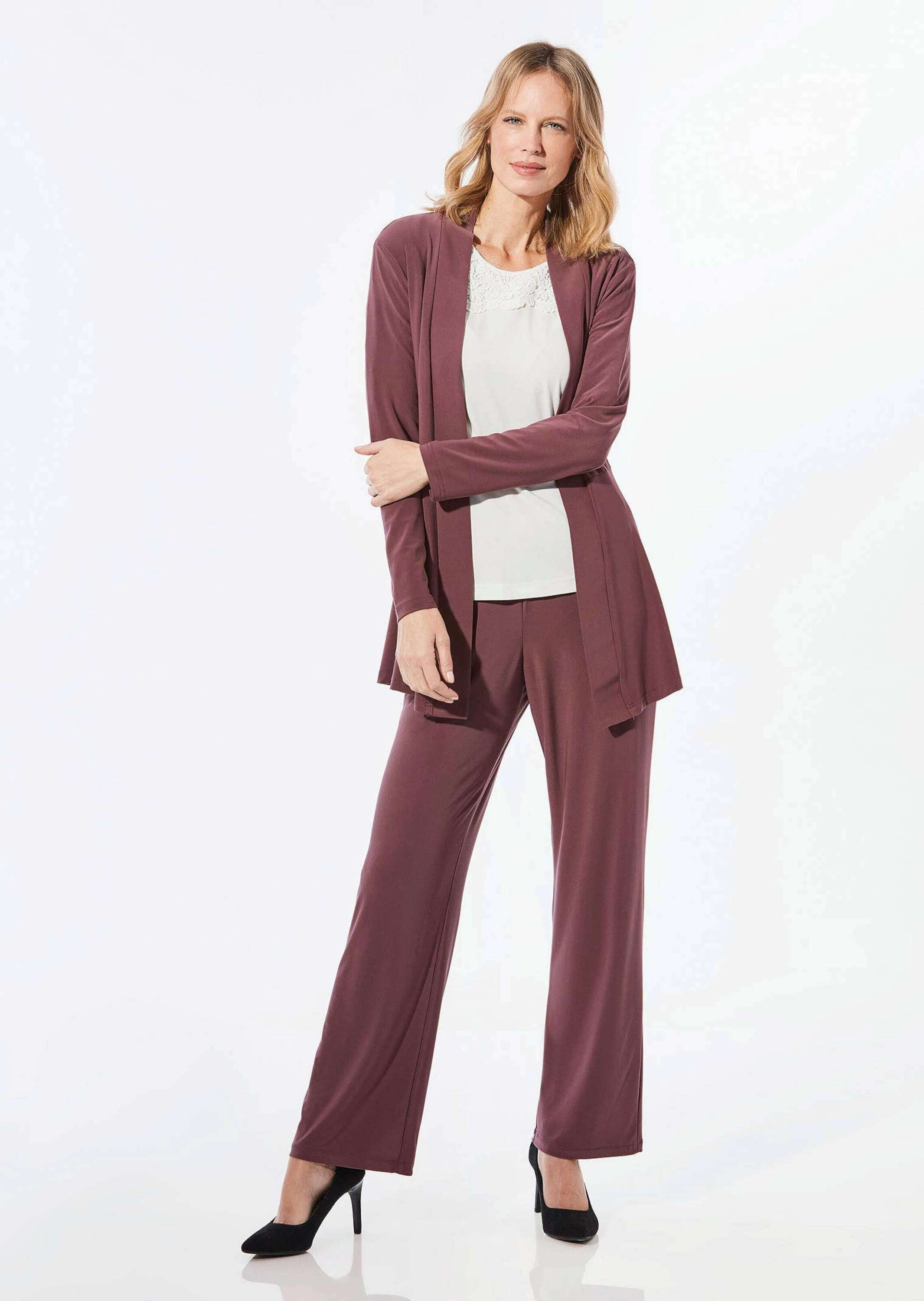 GOLDNER Sweatjacke "Kurzgröße Leichte Shirtjacke lila mit Stretch" günstig online kaufen