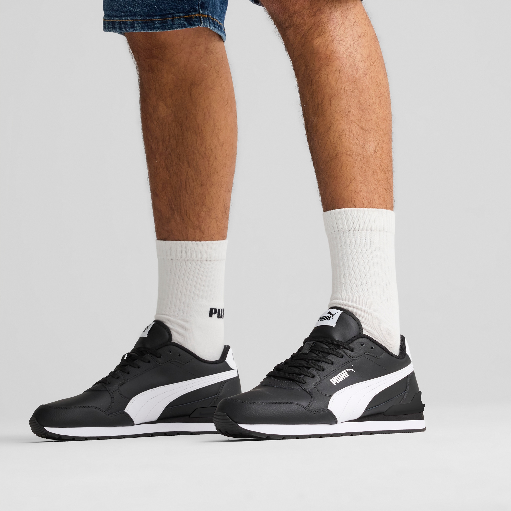 PUMA Sneaker »ST RUNNER V4 L«  mit weichem Lederobermaterial, mit SOFTFOAM+ Einlegesohle