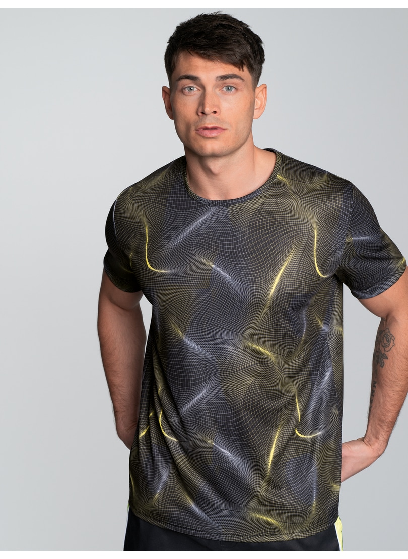 Trigema T-Shirt »TRIGEMA COOLMAX® Sport T-Shirt«, (1 tlg.)